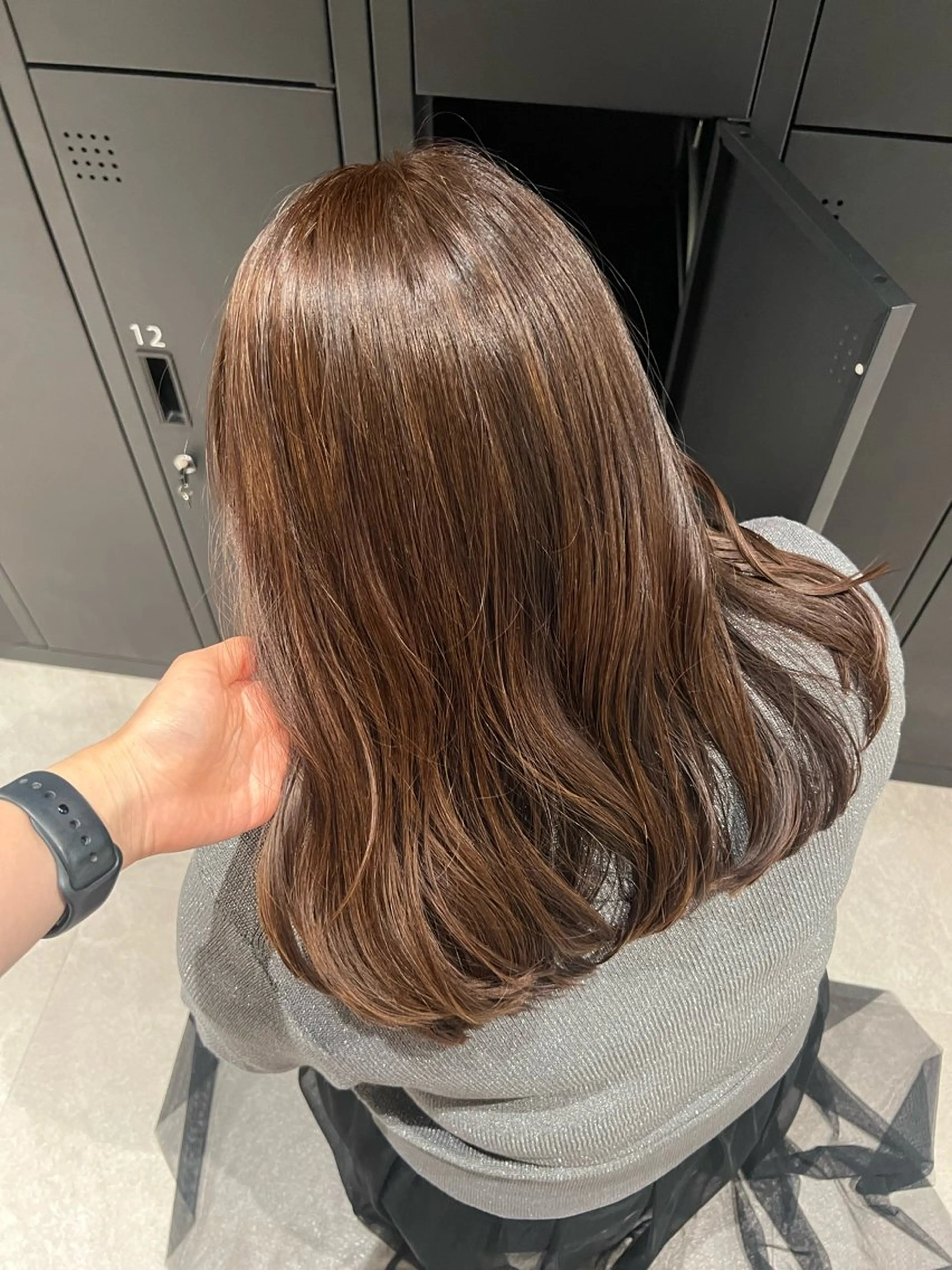 セミロング カラー ヘアアレンジ ブラウンカラー カット ヘアカラー トリートメント 暗髪カラー🫐パーマ おくだりんかのヘアスタイル