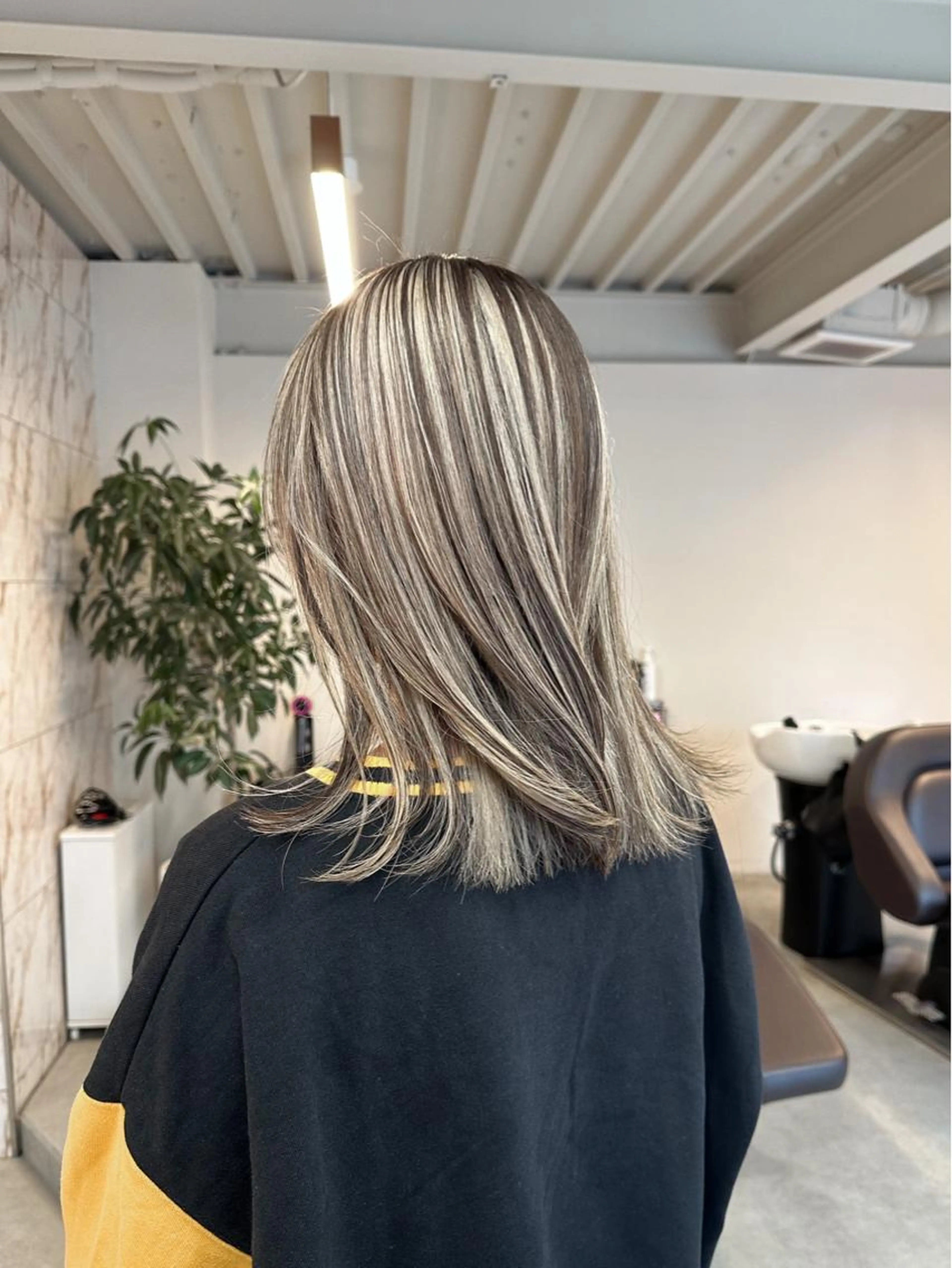 ▪️カット+ハイライト(何枚でも👌)+カラー＋3stepトリートメントの写真