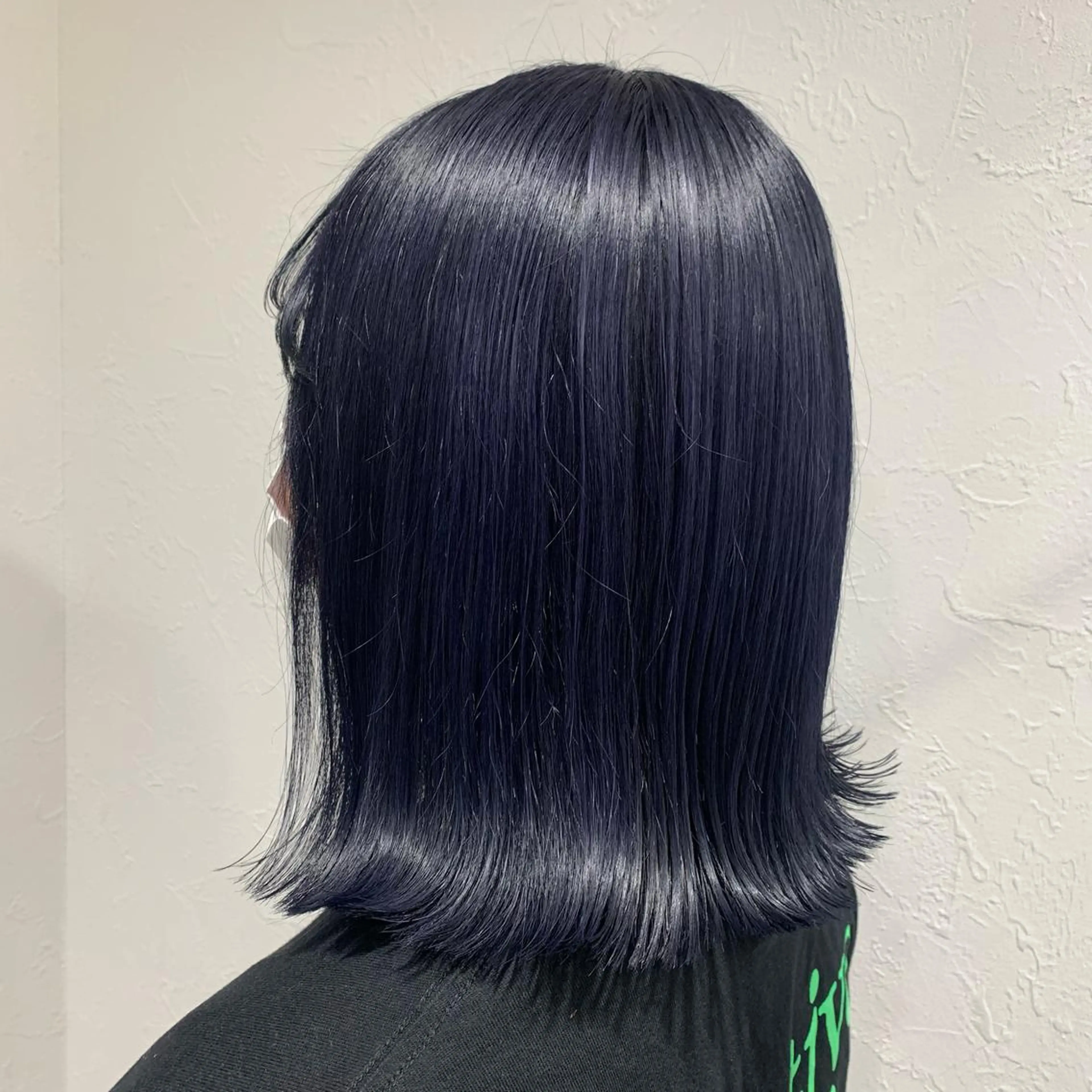 ミディアム カラー shiho .のヘアスタイル