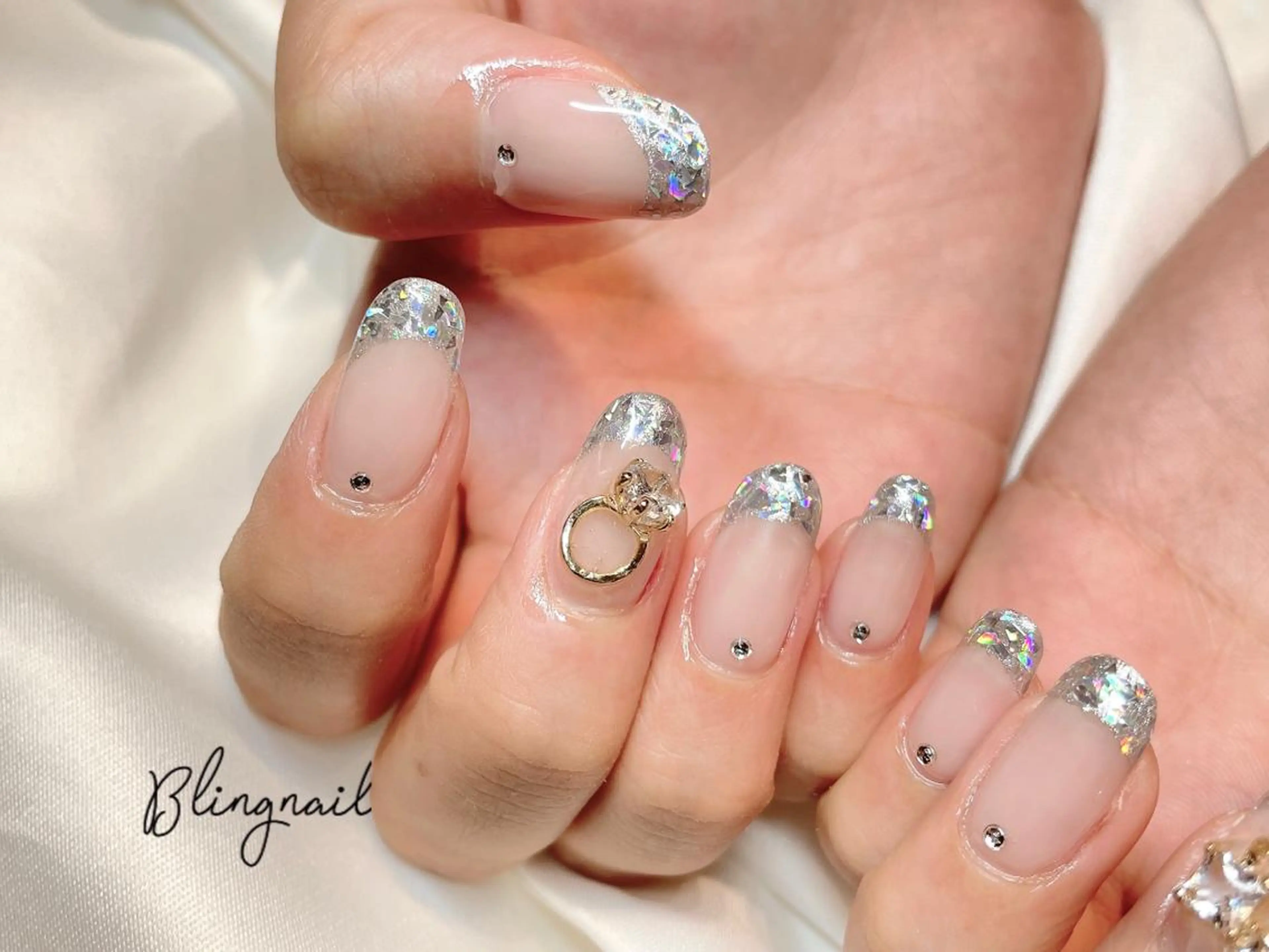 ネイル 23時まで❤︎韓国、 ワンホンネイルのネイルデザイン