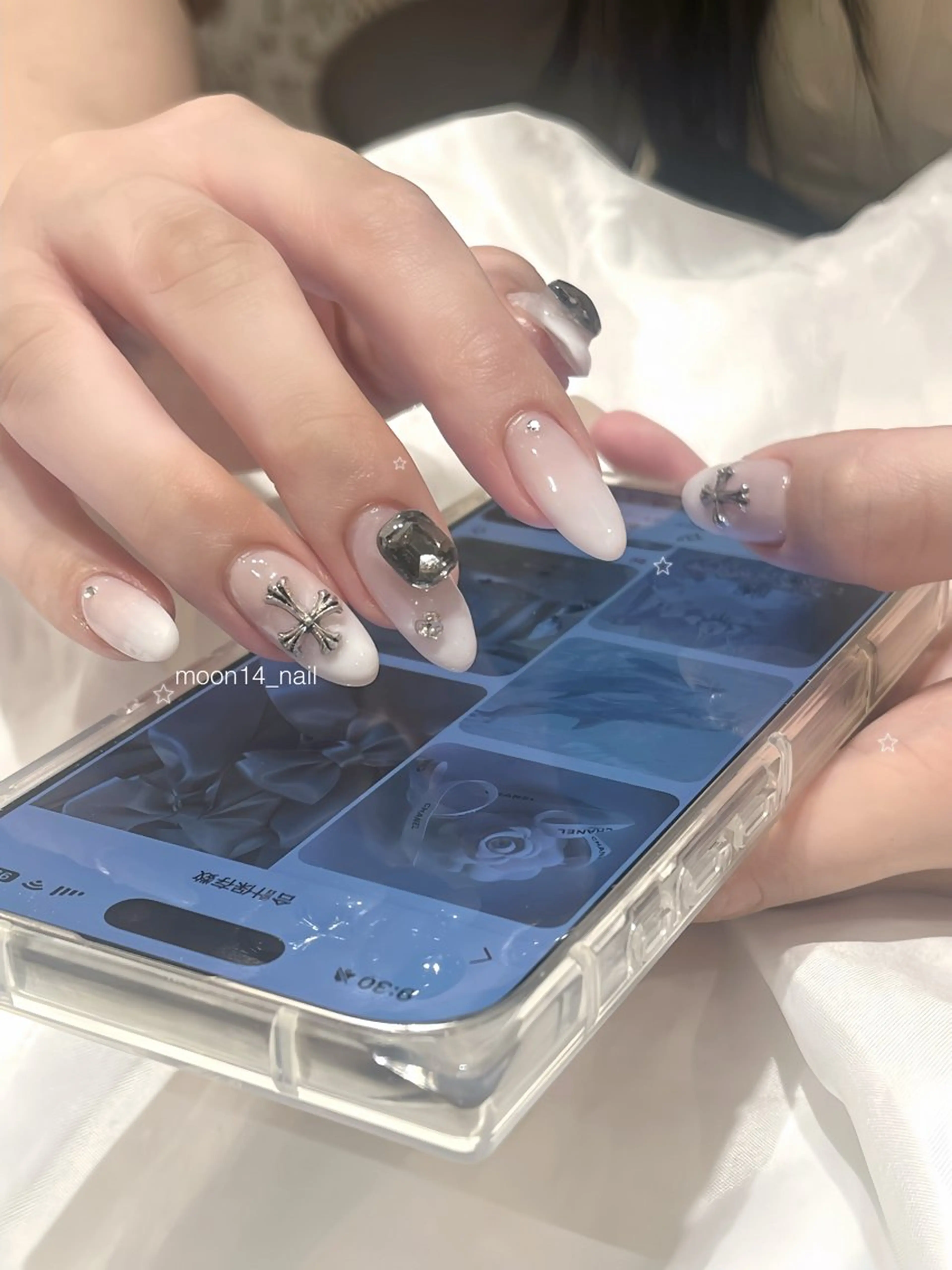 ネイル ジェルネイル グラデーション パラジェル 夏ネイル ハンドネイル natsuki 💫のネイルデザイン