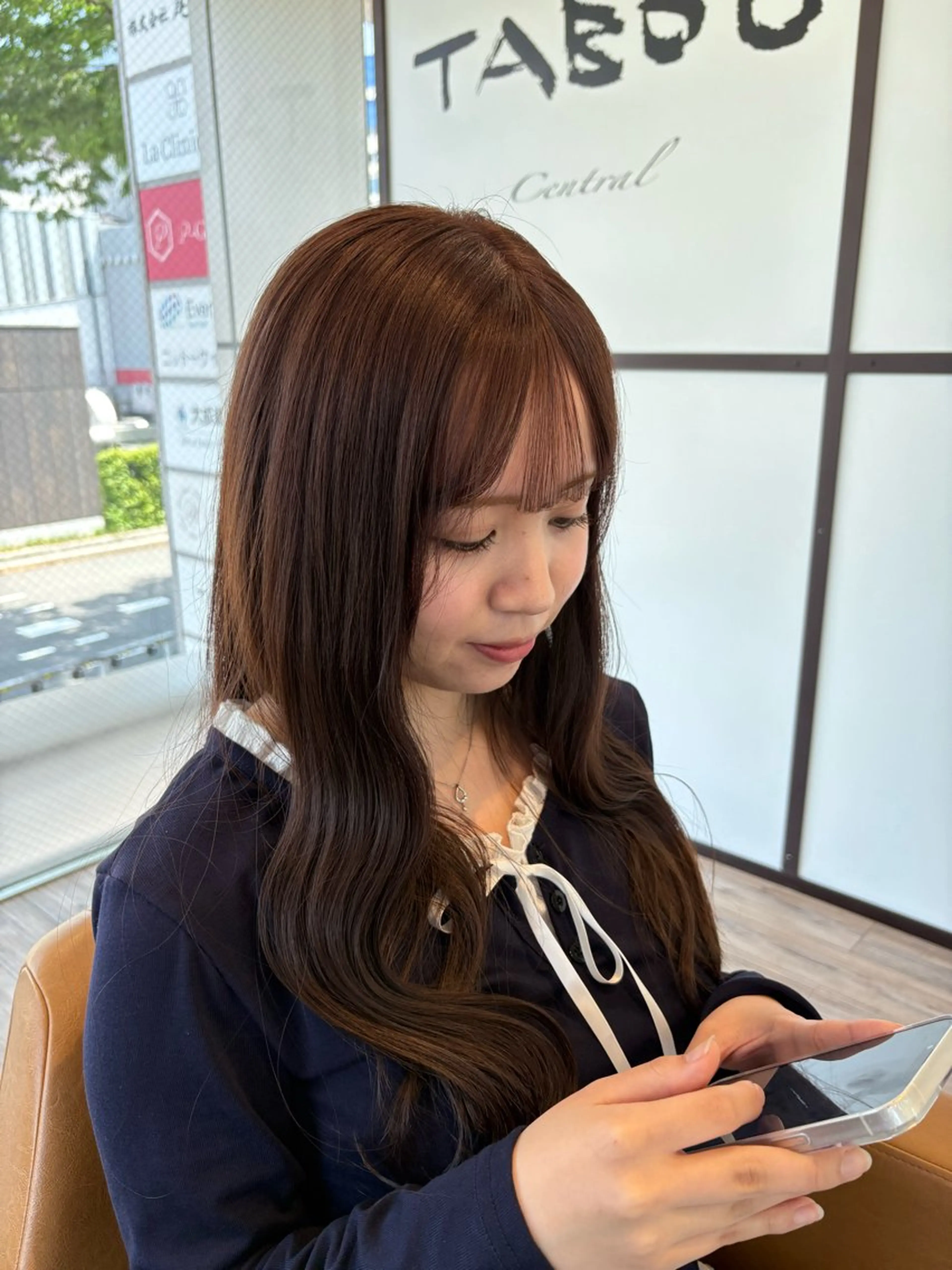 ロング カラー ベージュカラー ミルキーベージュ ピンクカラー ブリーチなしWカラー レイヤー/Rickyのヘアスタイル