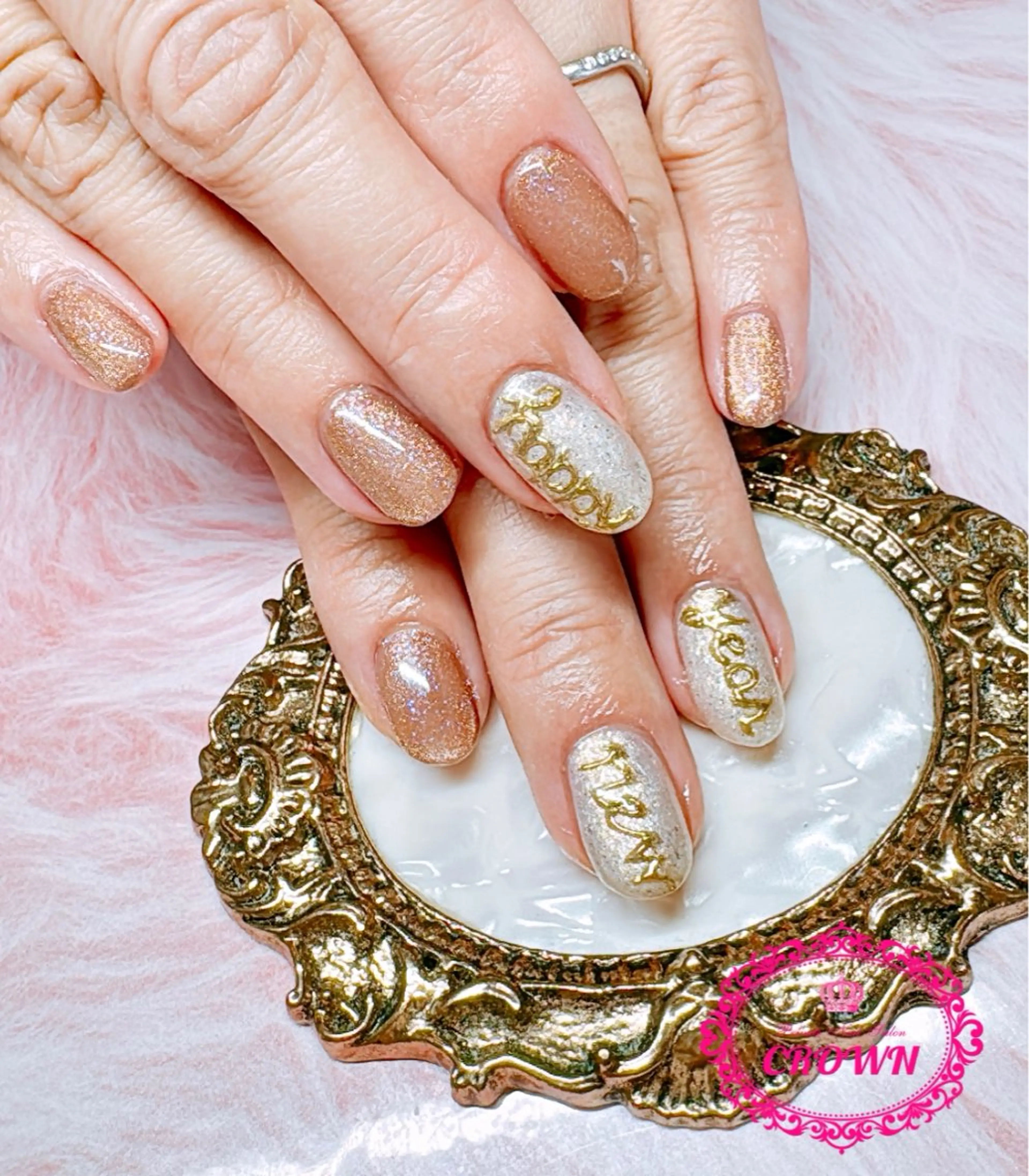 ネイル CROWN プライベートサロンのネイルデザイン