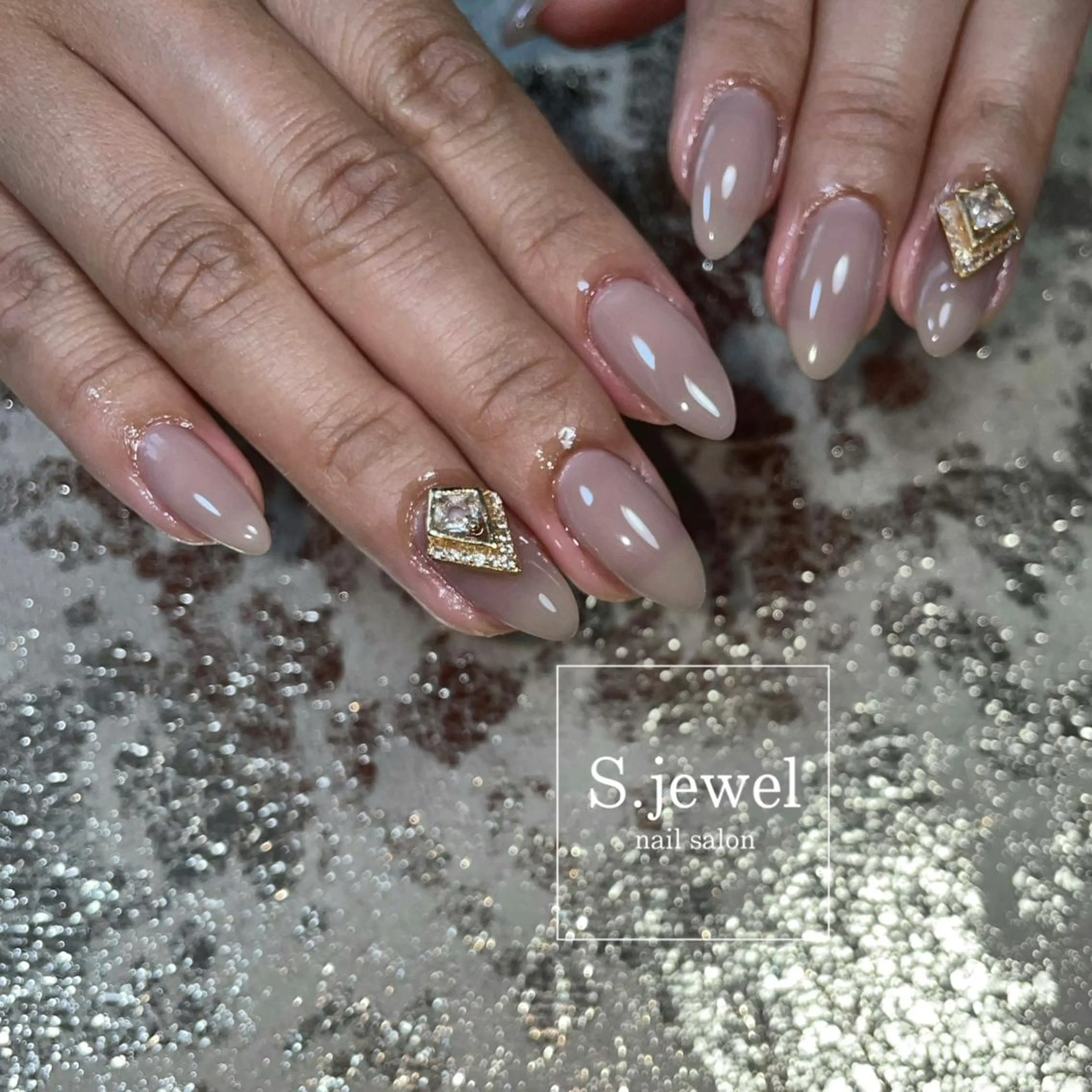 ネイル S. JEWELのネイルデザイン