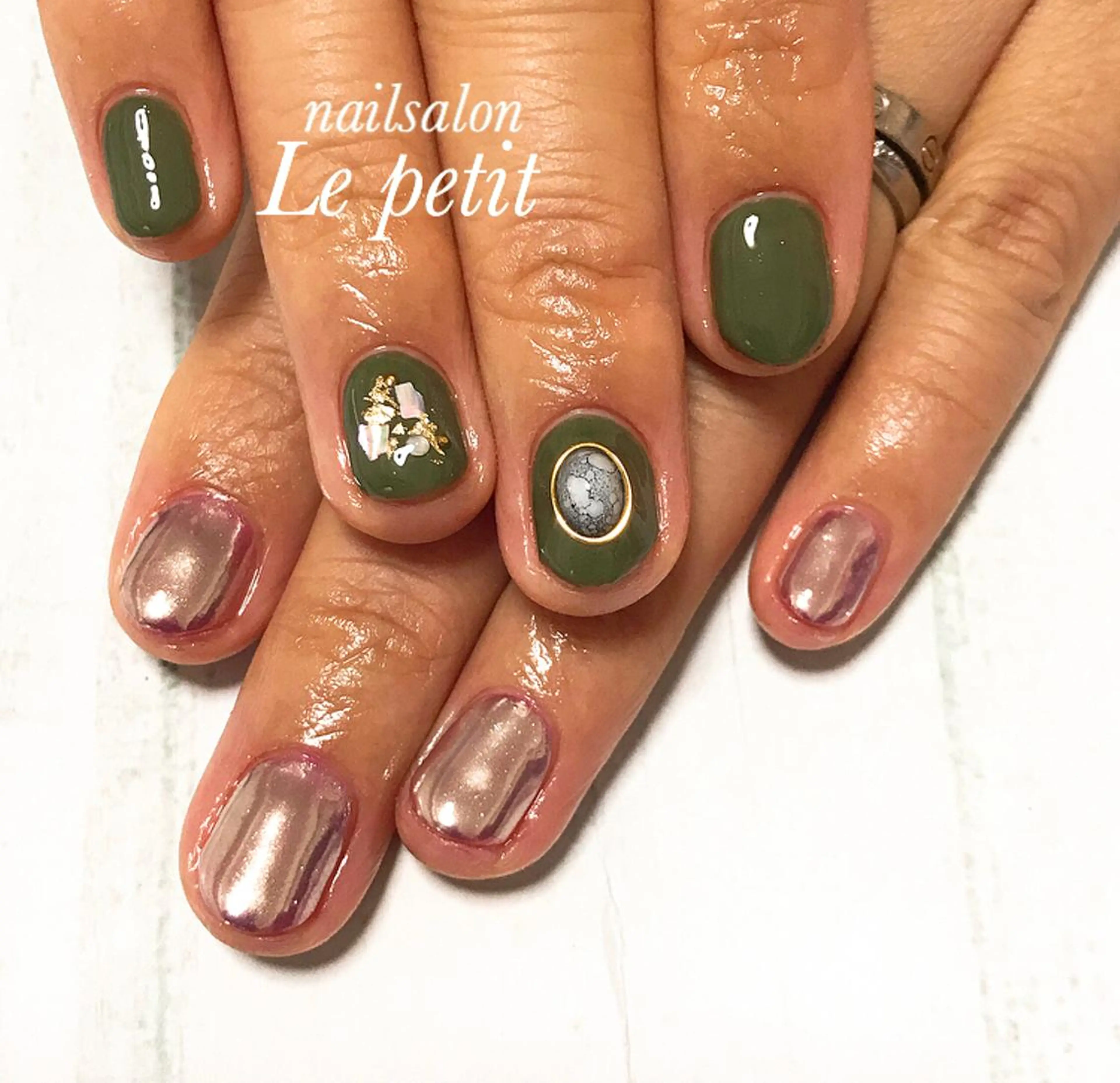 ネイル 石野 広佳のネイルデザイン