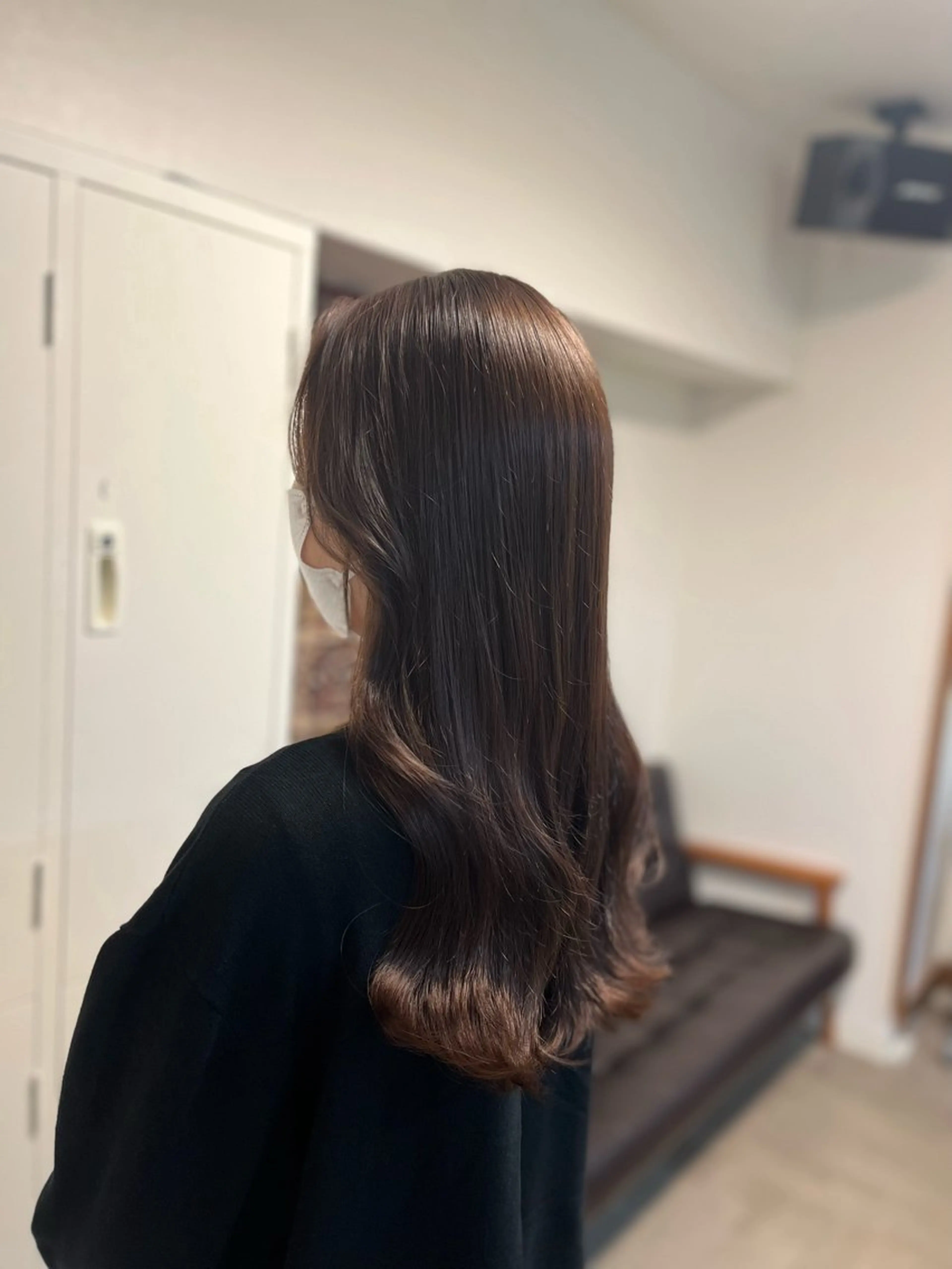 ロング アッシュ ヘアカラー トリートメント ヘアセット 縮毛矯正✨グレー ジュカラー✨MOEのヘアスタイル