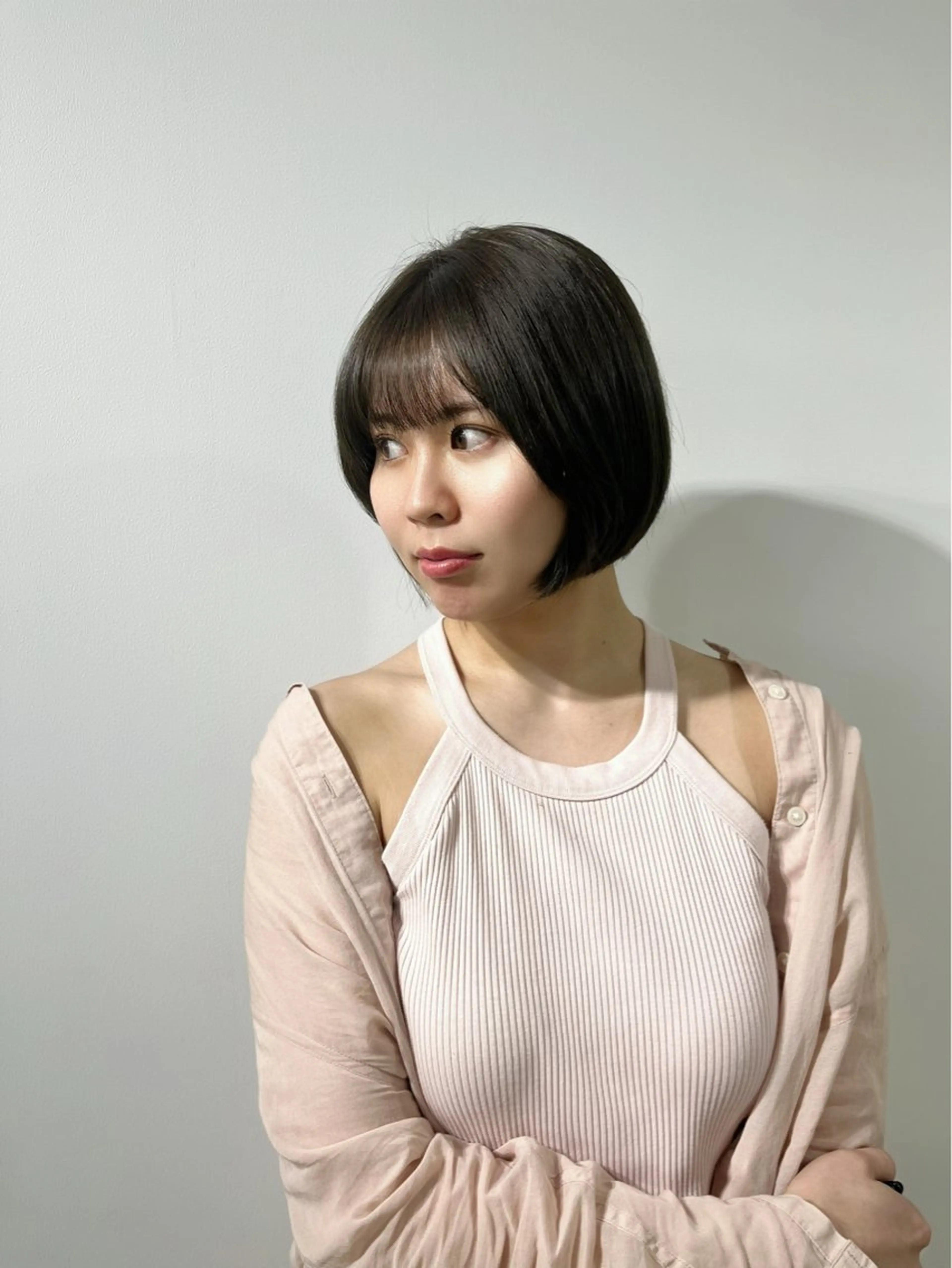 ショート 縮毛矯正/ハイトーン /パーマ/せき🧸のヘアスタイル