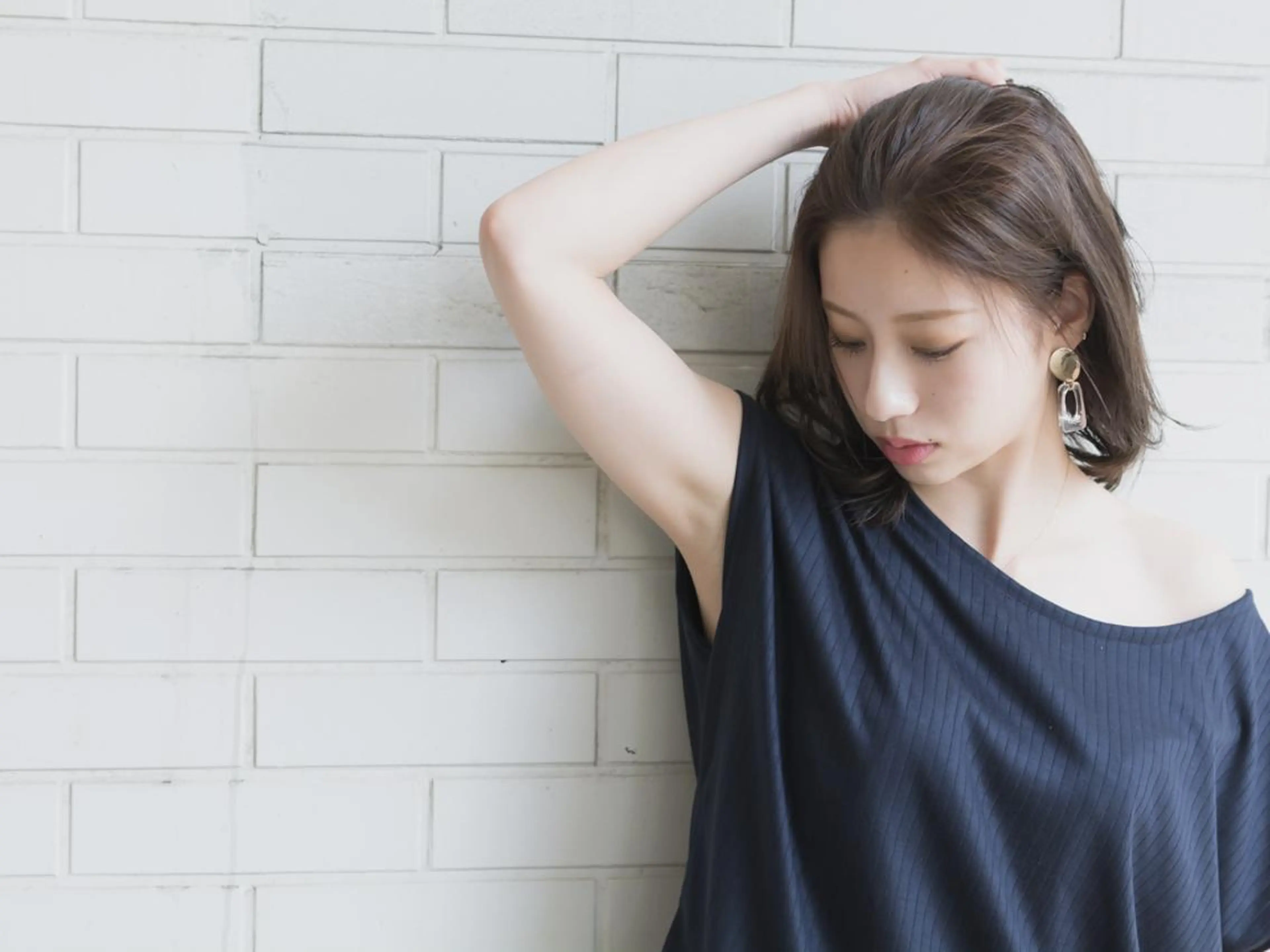 ミディアム カラー ショートボブ ベージュカラー ブルーカラー ブルージュ グレージュ 撮影モデル 斉藤 正敏のその他イメージ