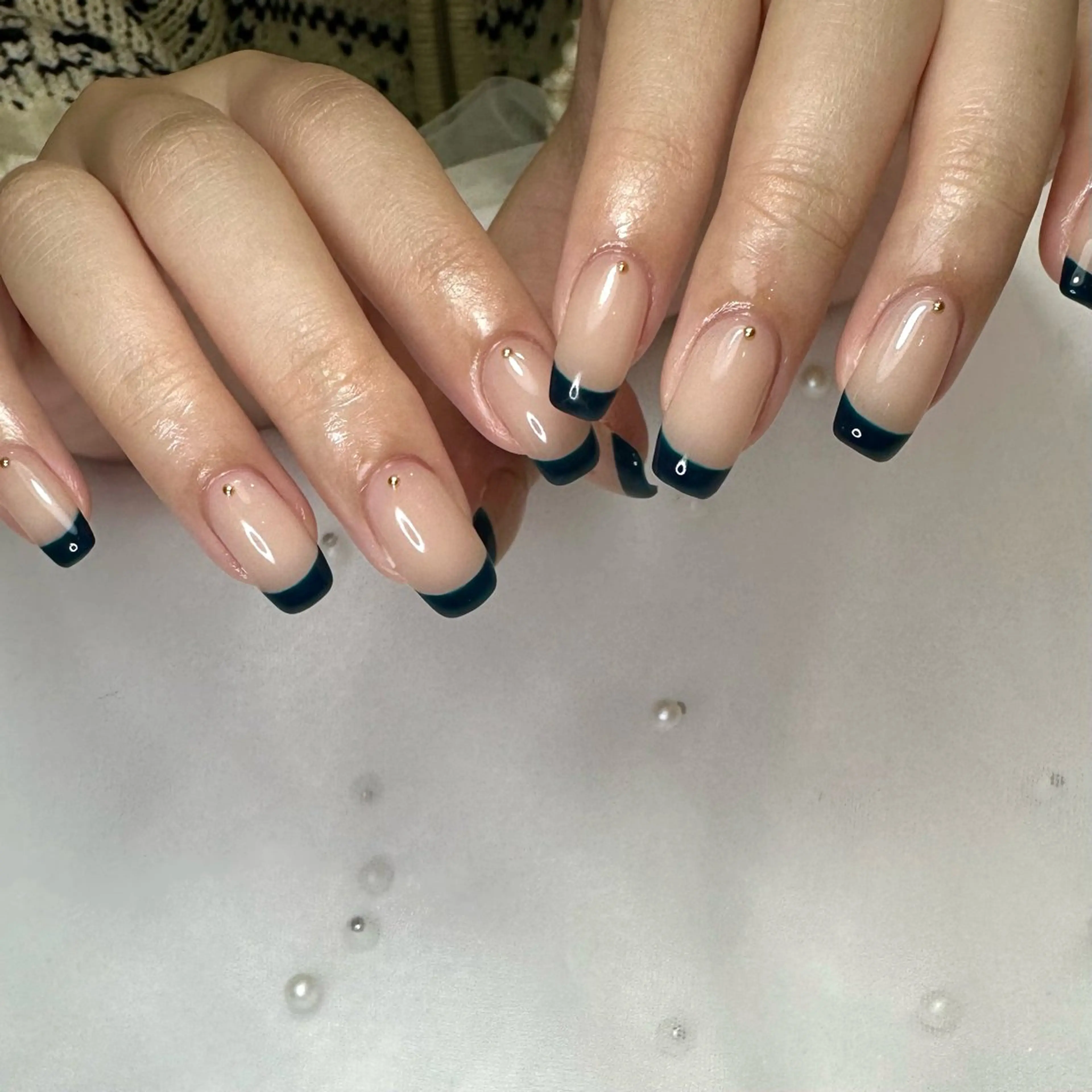 ネイル フレンチネイル ネイビー ハンドネイル 🫧Zina船橋北口 mai🫧のネイルデザイン