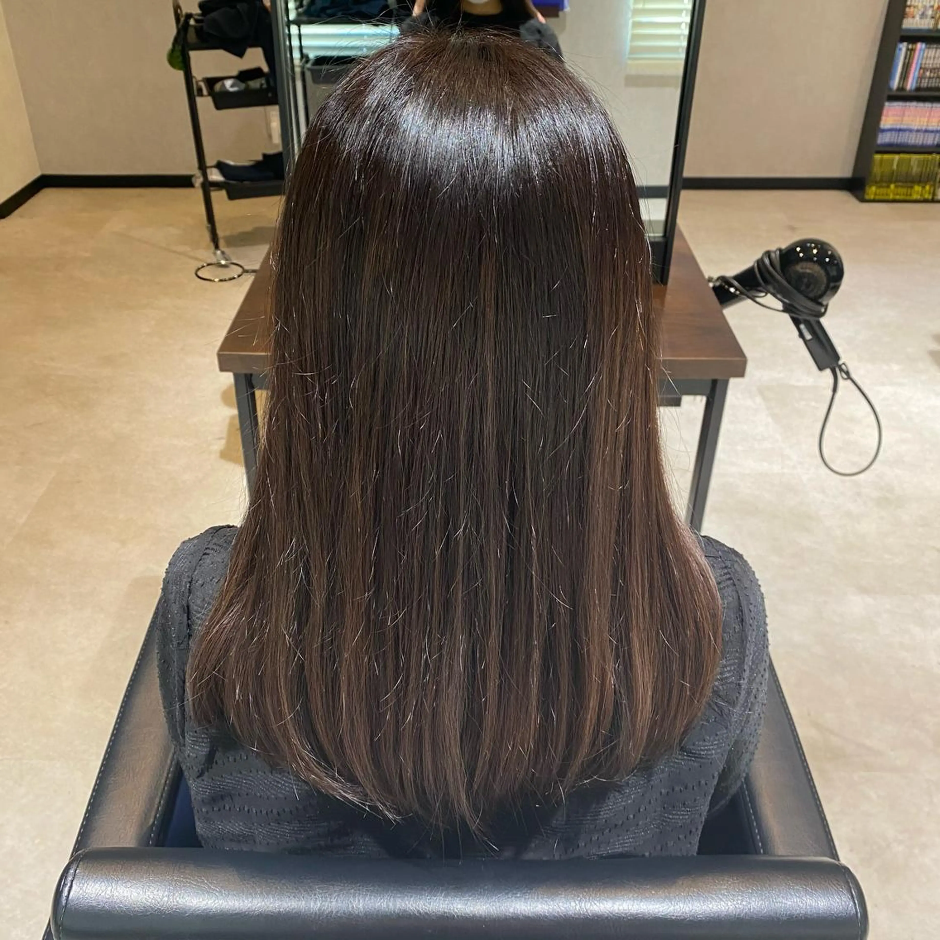 セミロング カラー ｼｮｰﾄﾓﾃﾞﾙさん 大募集🌟Mayuのヘアスタイル