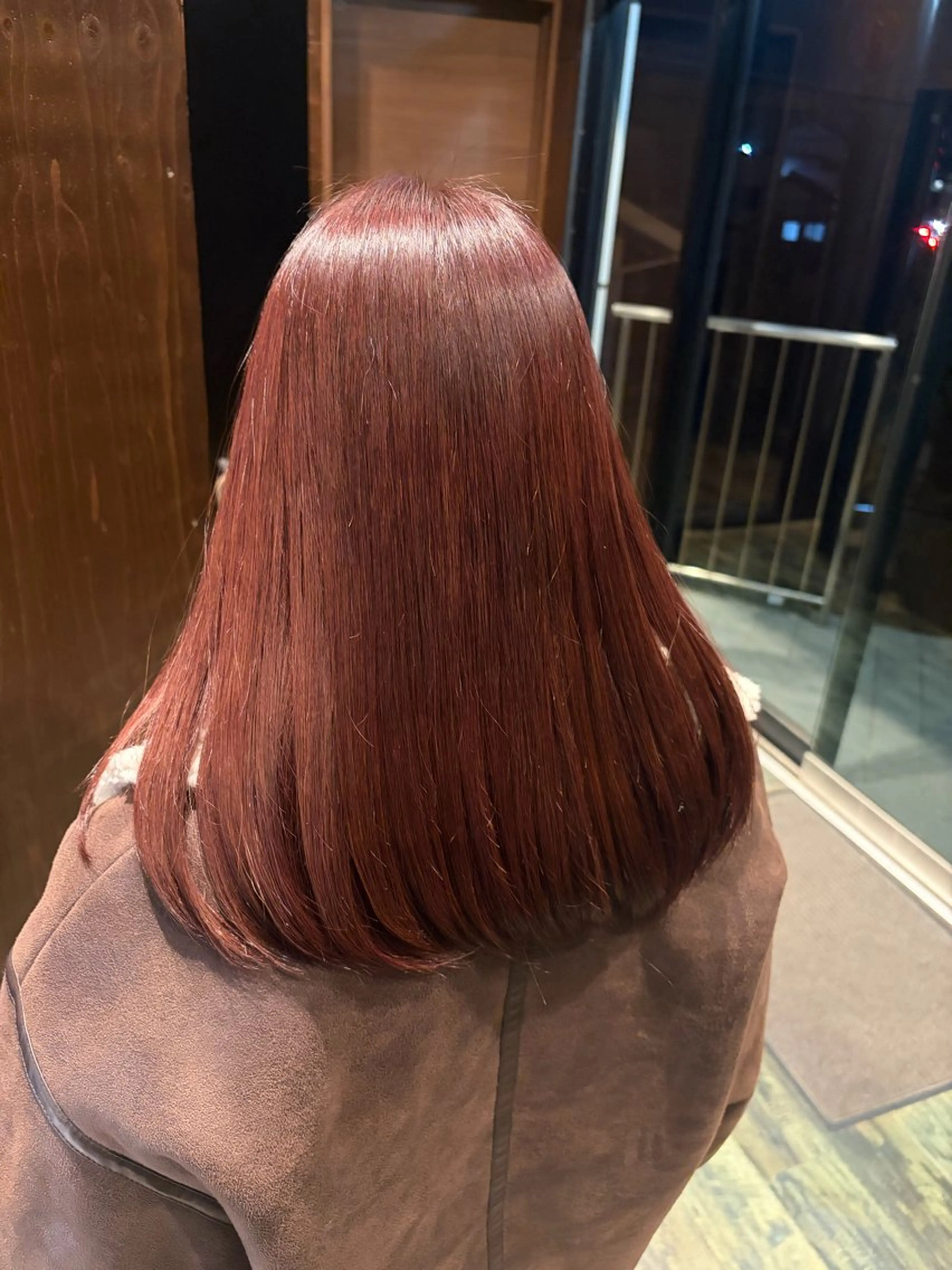 ミディアム 阿部 早也伽のヘアスタイル