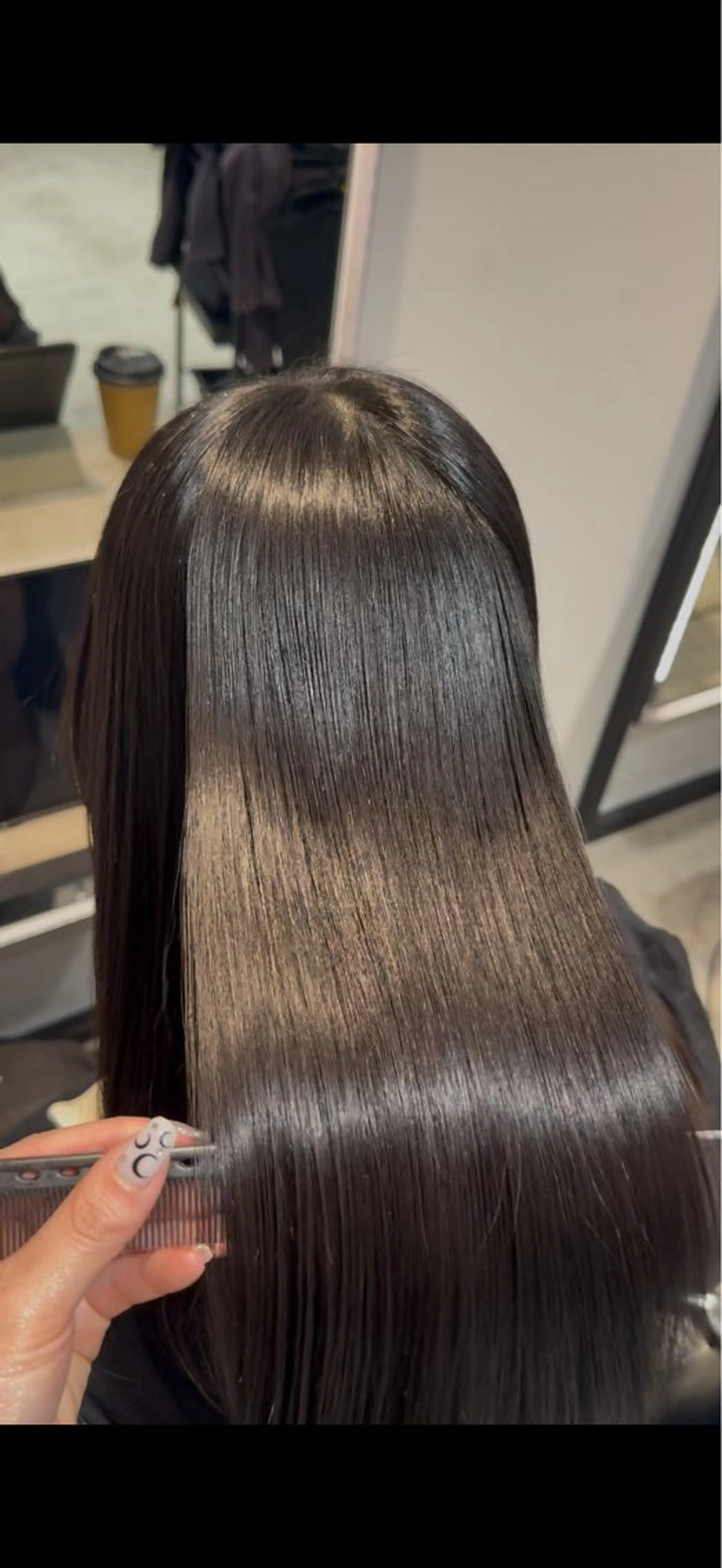 ロング 酸性ストレート カット 縮毛矯正 トリートメント あんな🦋レイヤー カット/透明感カラーのヘアスタイル