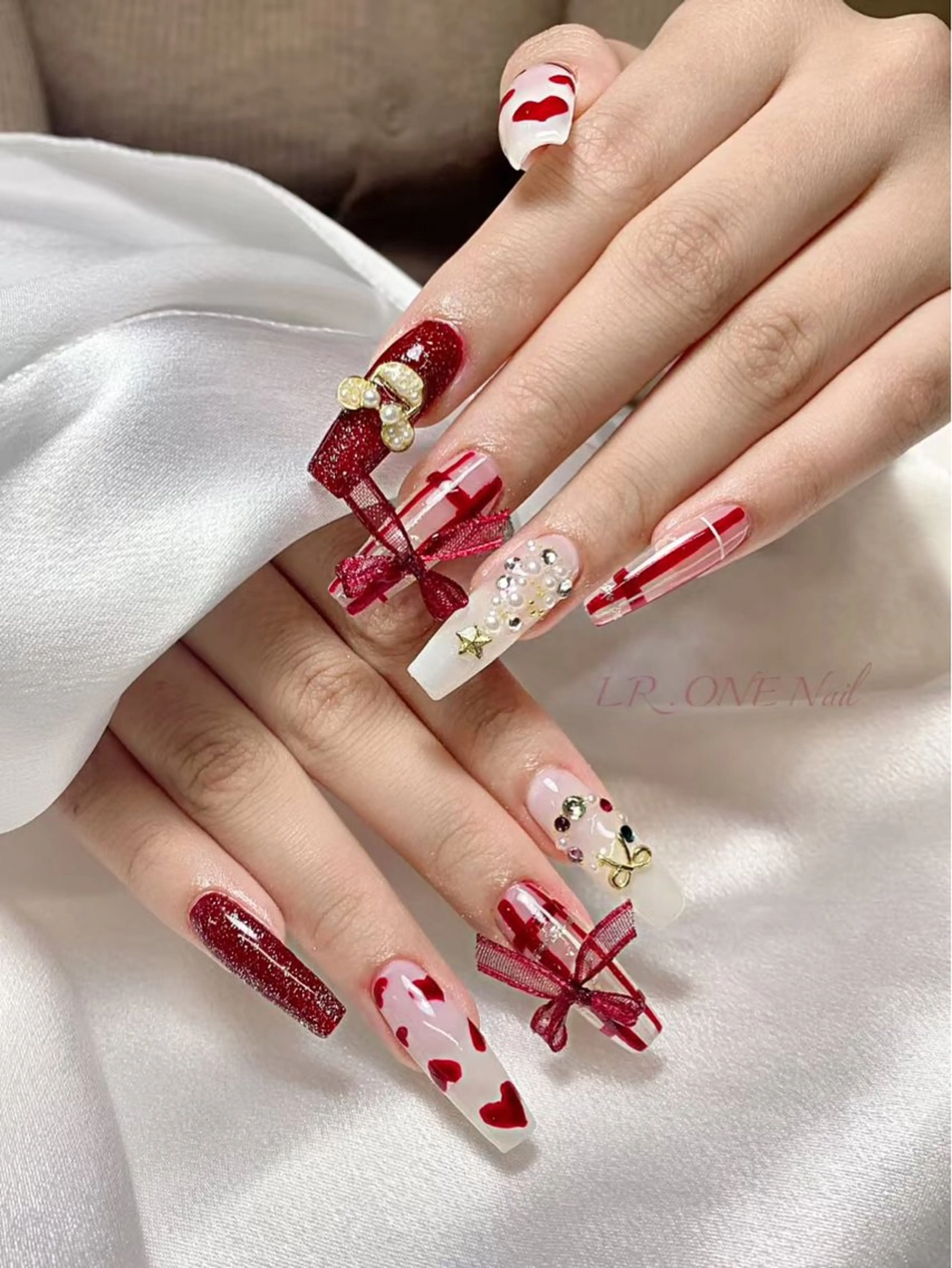 ネイル LR.ONE ヨウのネイルデザイン