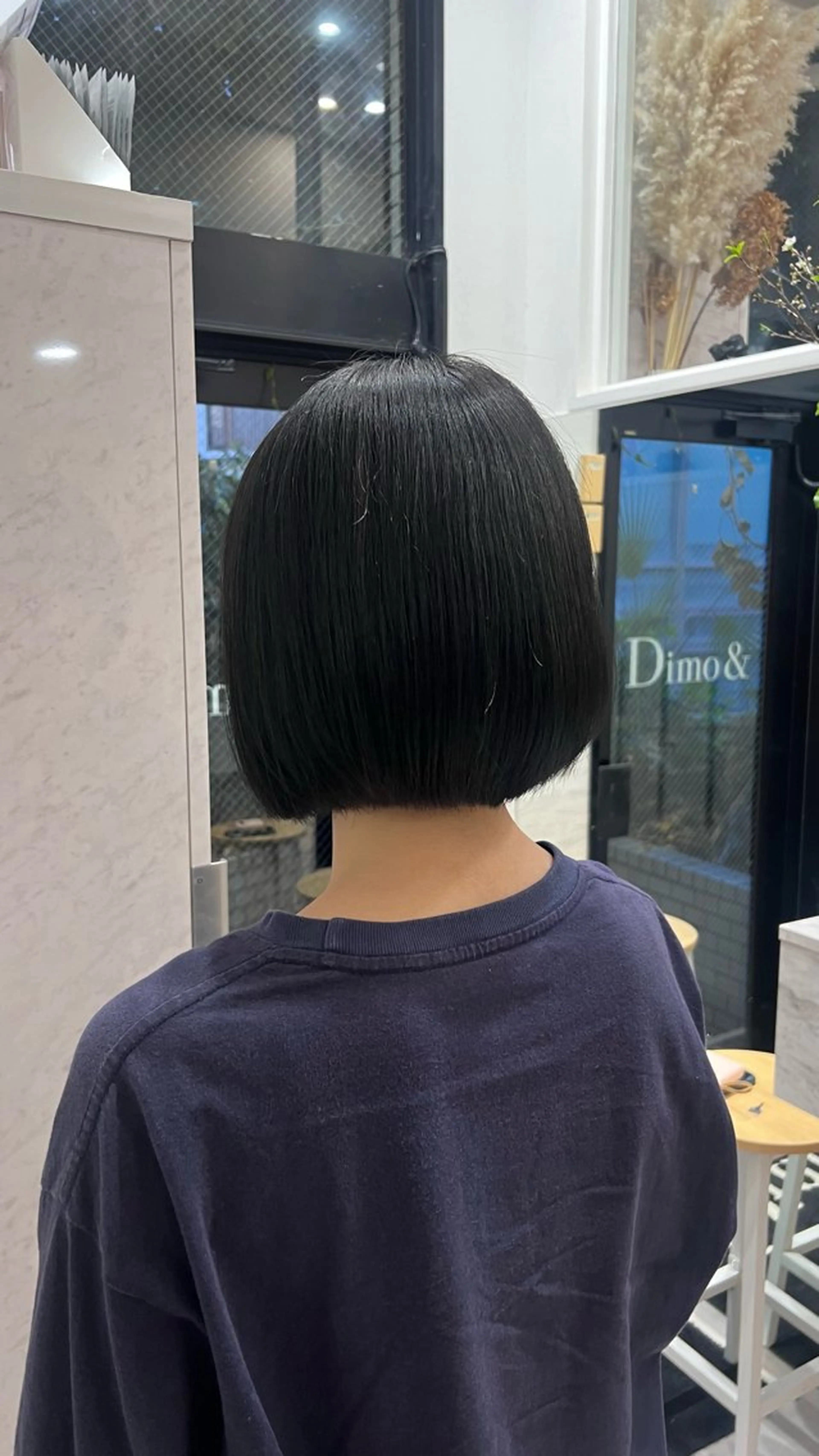 ショート カラー 黒髪 ブルーカラー ブルーブラック kayo/ブリーチ モデル募集中✨のヘアスタイル
