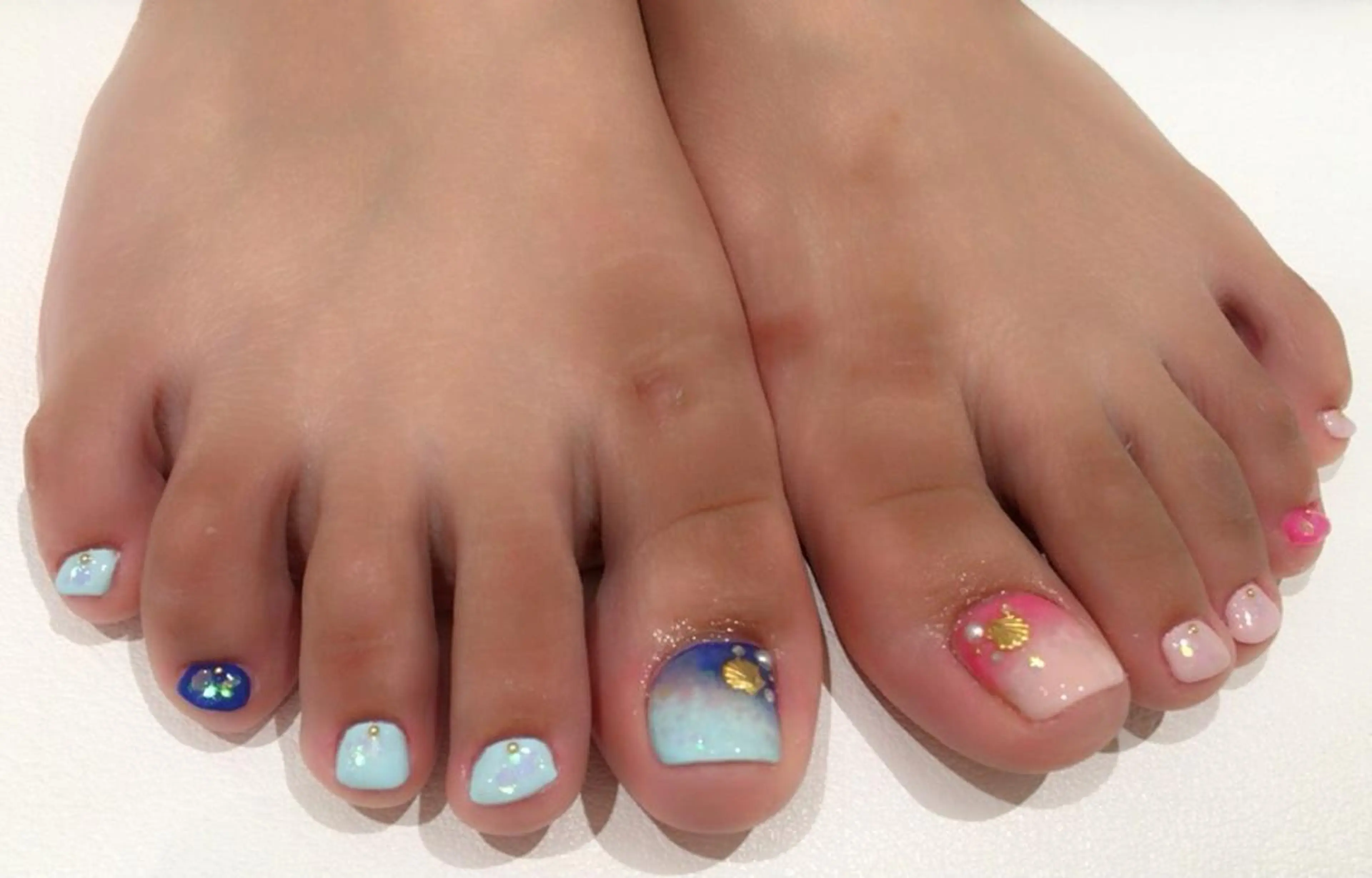 ネイル 山藤 萌永のネイルデザイン