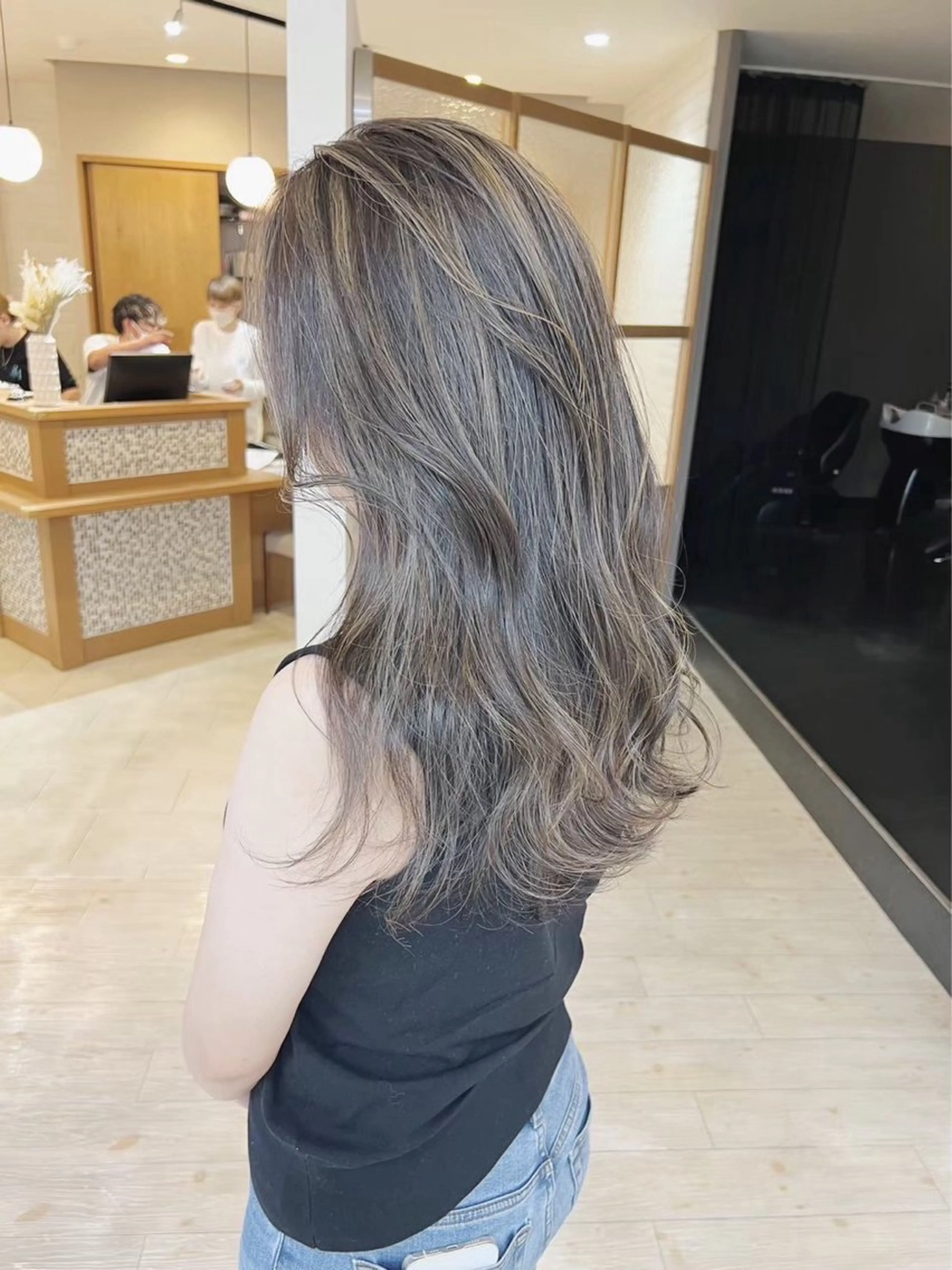 ロング レイヤー/くびれ/ 縮毛/チェレ金剛のヘアスタイル