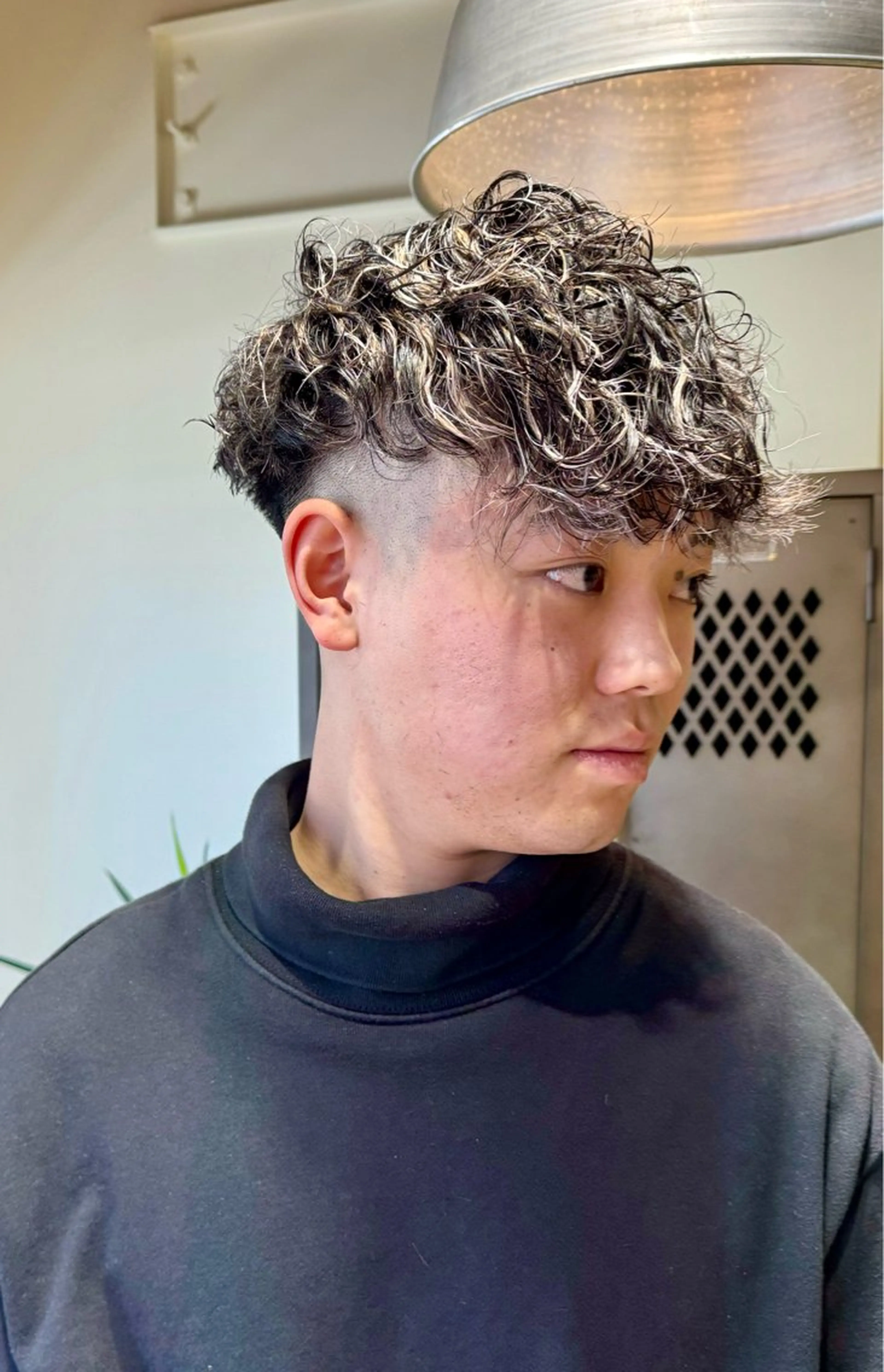 ショート カラー パーマ 園田 将士のヘアスタイル
