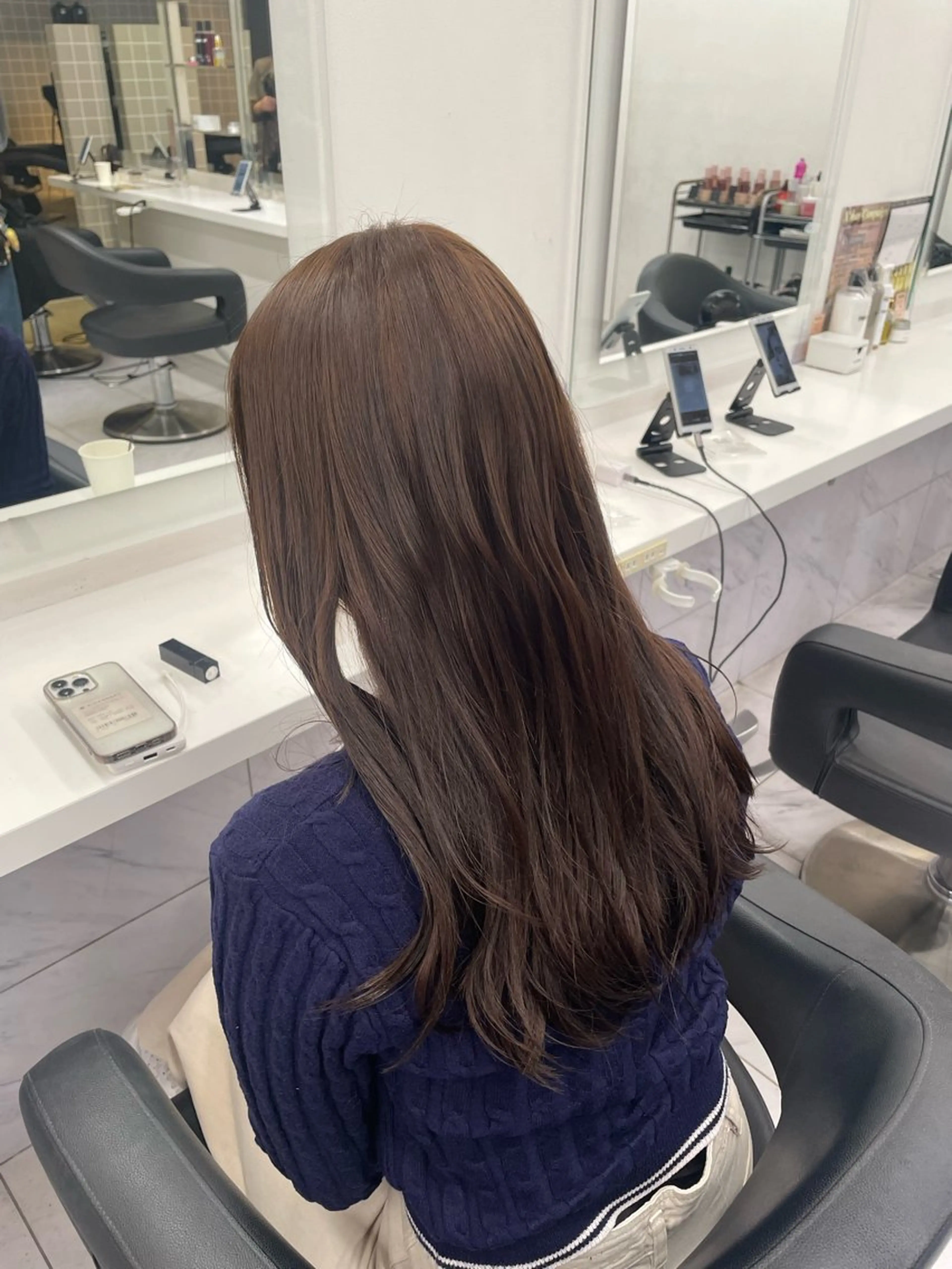 ロング カラー ベージュカラー ブリーチ 透明感カラー ダブルカラー 髪質改善 ヘアカラー トリートメント 透明感🤍レイヤー ベージュ‎🤍ピンクのヘアスタイル