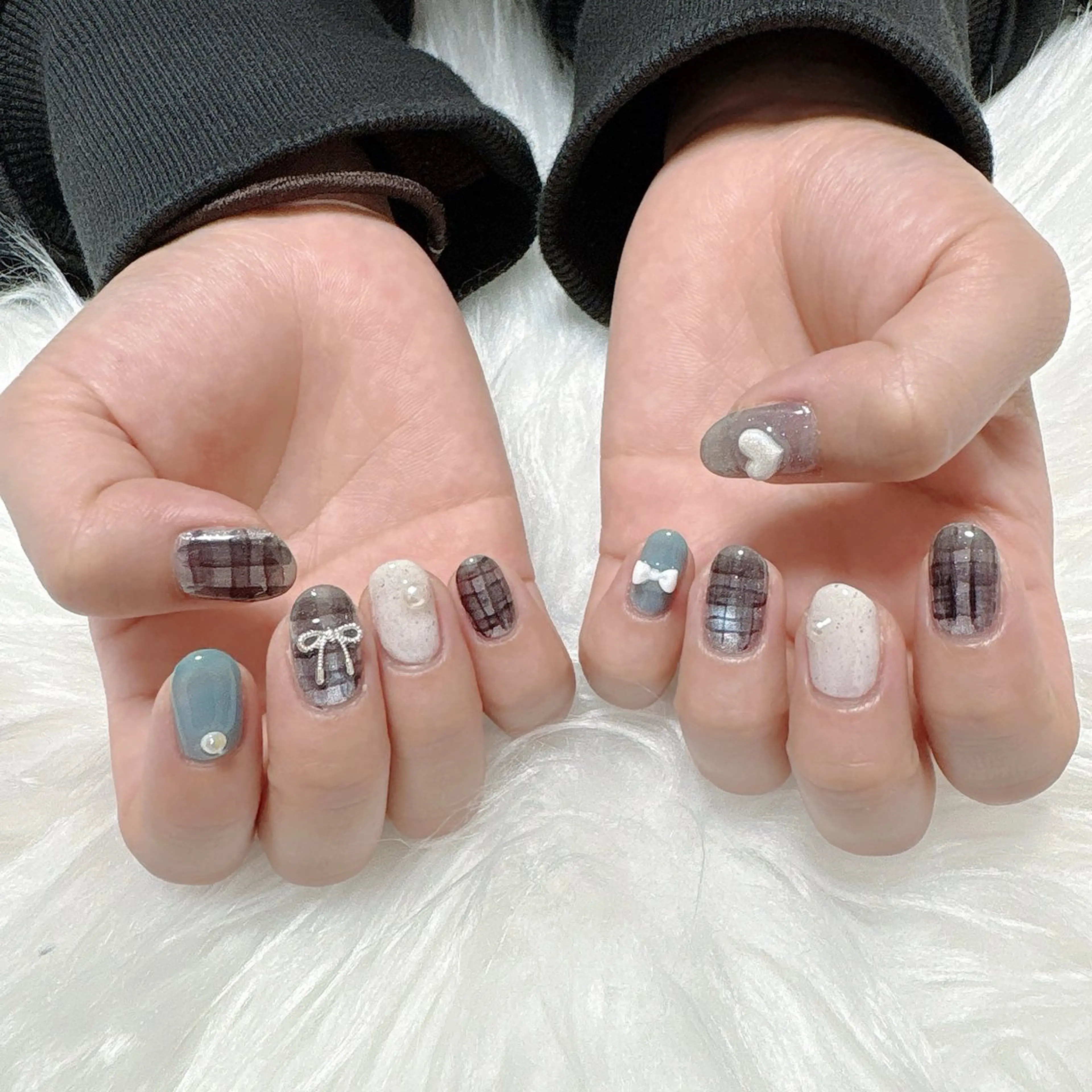 ネイル ジェルネイル 持ち込み リボン 【早朝・深夜🉑】 Charlmeのネイルデザイン