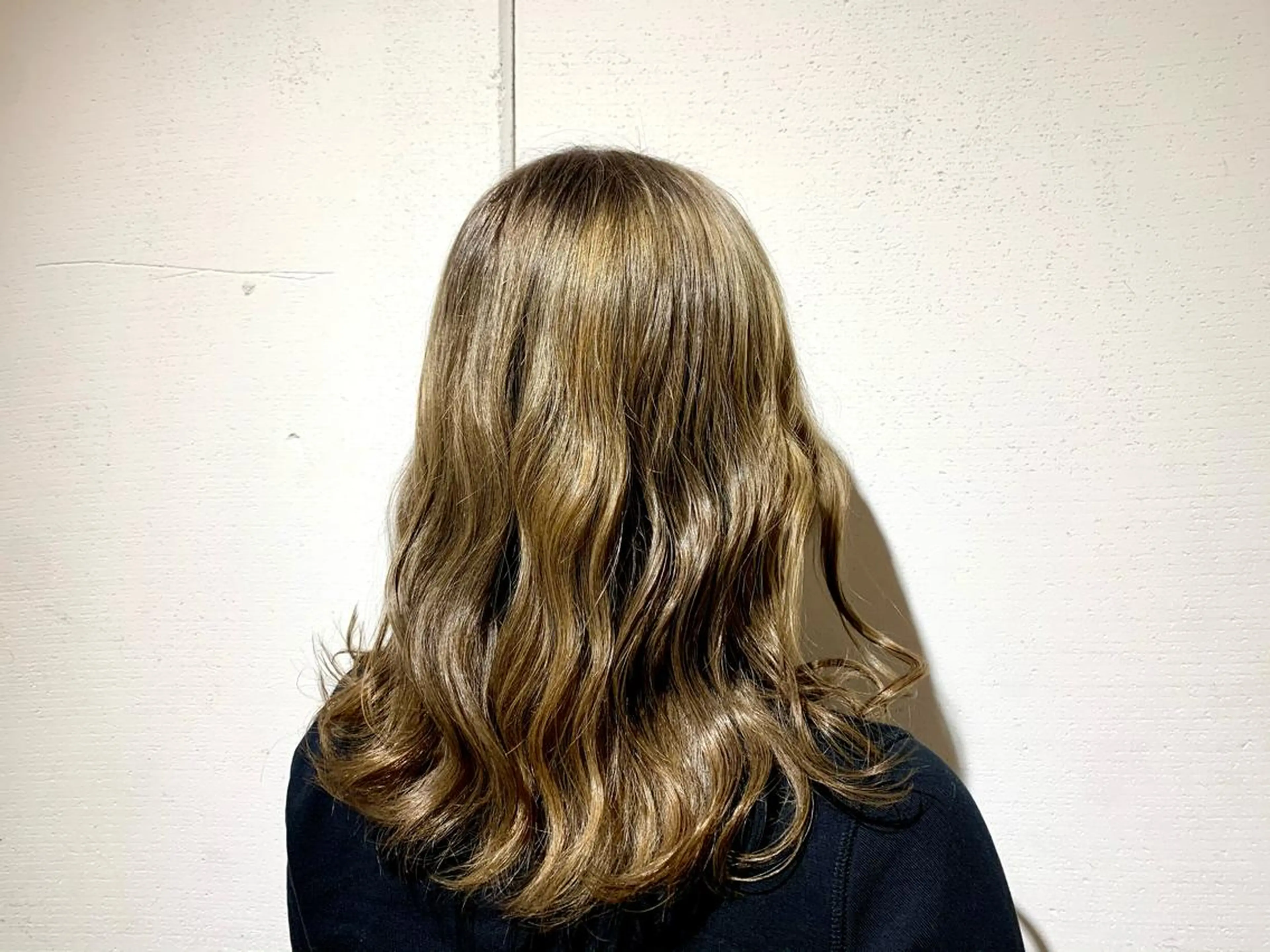 ミディアム よしのり genieeのヘアスタイル