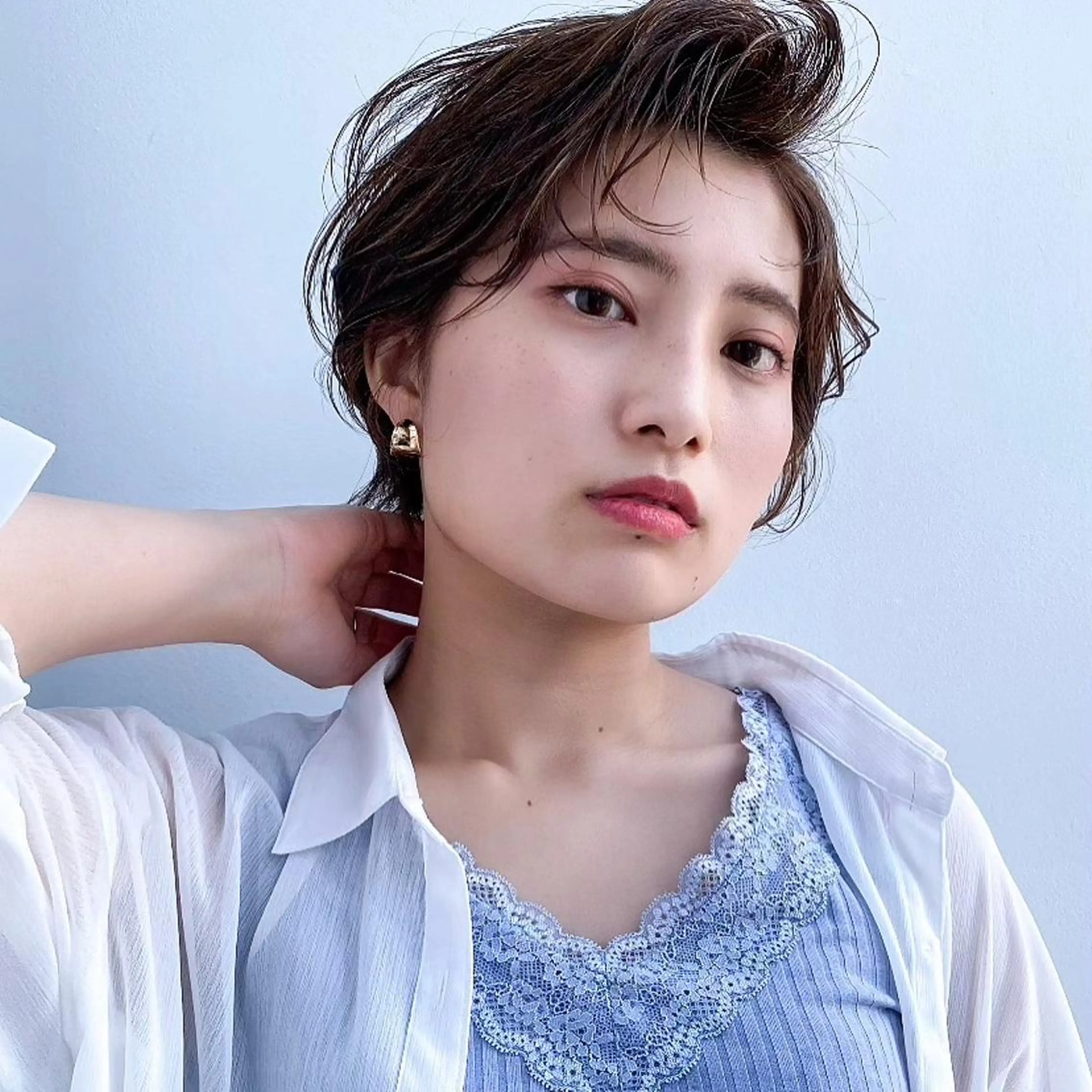 ショート カラー ブラウンカラー ナチュラルブラウン レイヤー/ショート透 明感カラー/西田祐賀のヘアスタイル