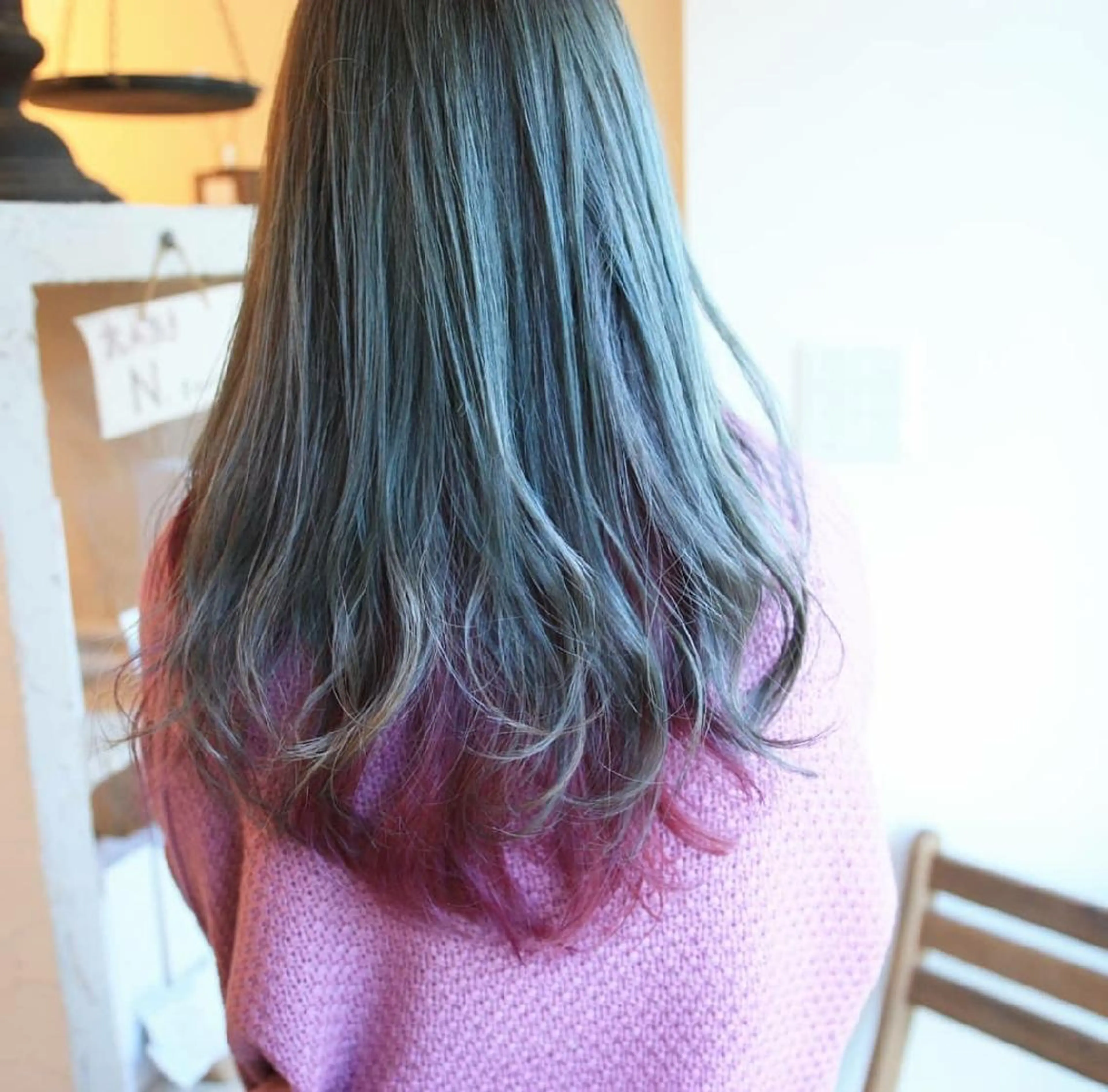 ロング カラー インナーカラー 新生活応援★半額/ 25歳以下　“内間”のヘアスタイル