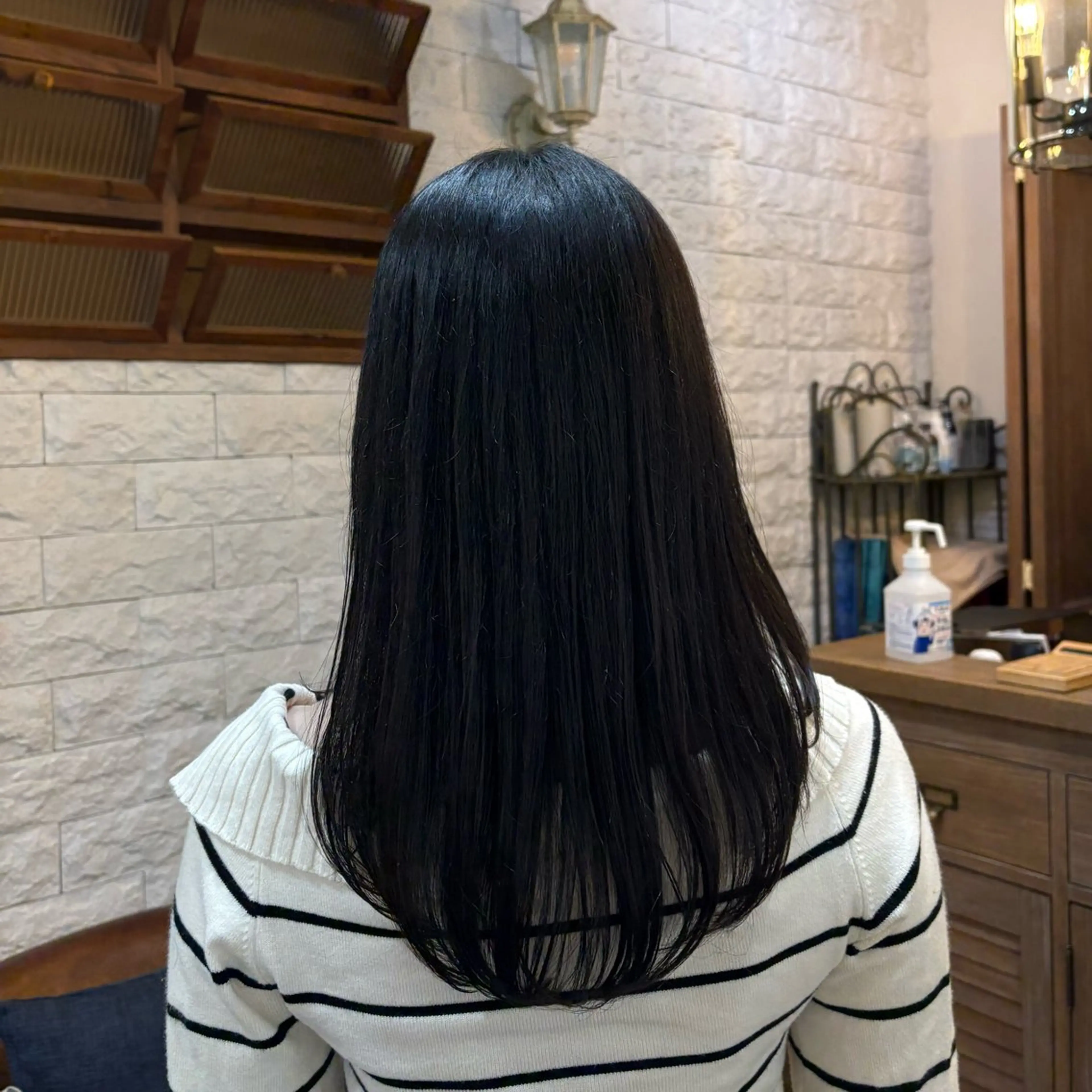 ロング 坂本菜摘 |レイヤーカットのヘアスタイル