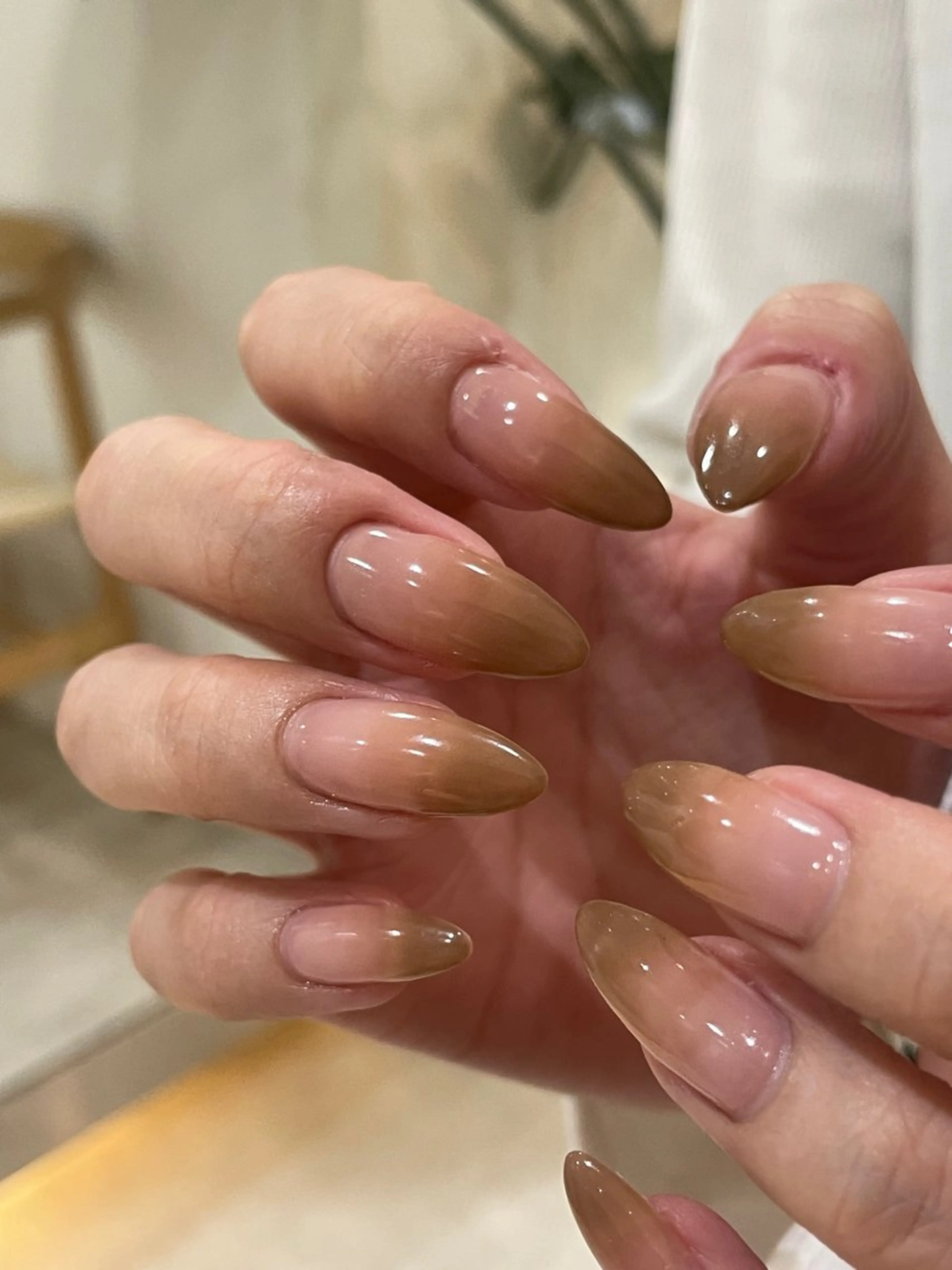 ネイル グラデーション ロングネイル ハンドネイル you (ユウ)のネイルデザイン