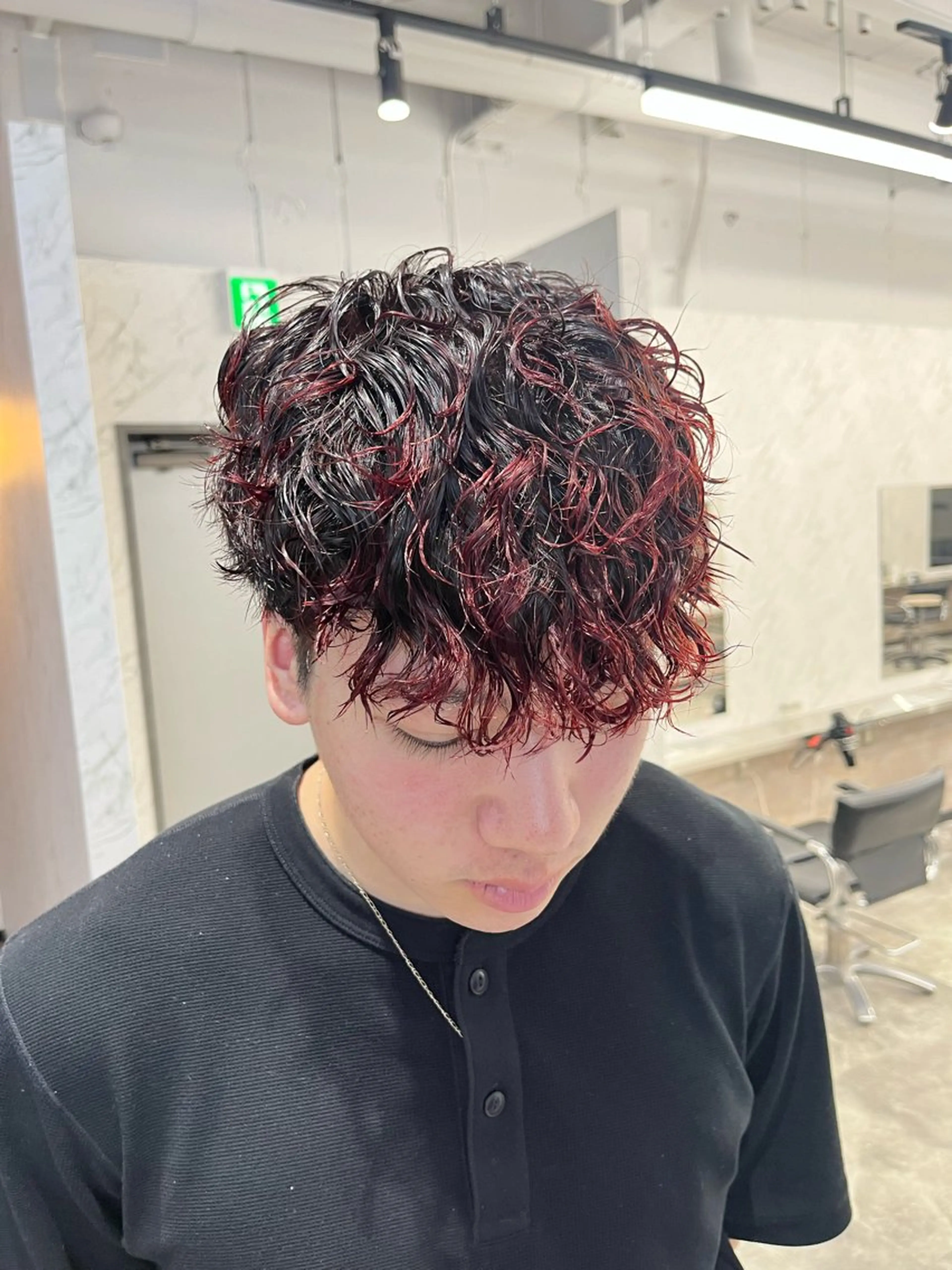 パーマ メンズ メンズブリーチ メンズパーマ スペインカール カット ヘアカラー HOMME    BLANCHE所属・Seira 札幌メンズサロンのヘアスタイル
