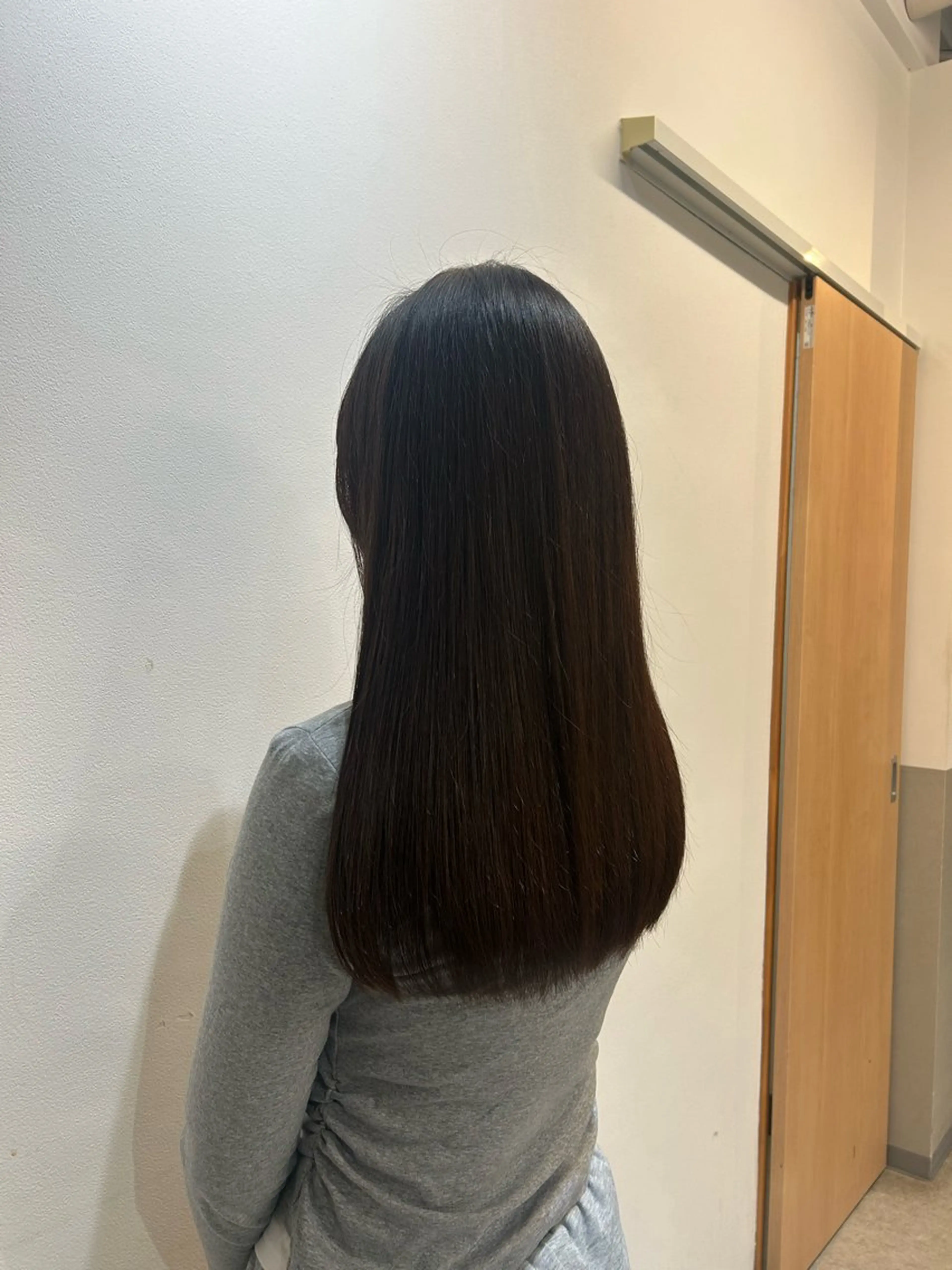 ミディアム ボブ 髪質改善 似合わせカット 縮毛矯正 トリートメント カット トリートメント 🩷レイヤーカット 🩷切りっぱなしボブのヘアスタイル