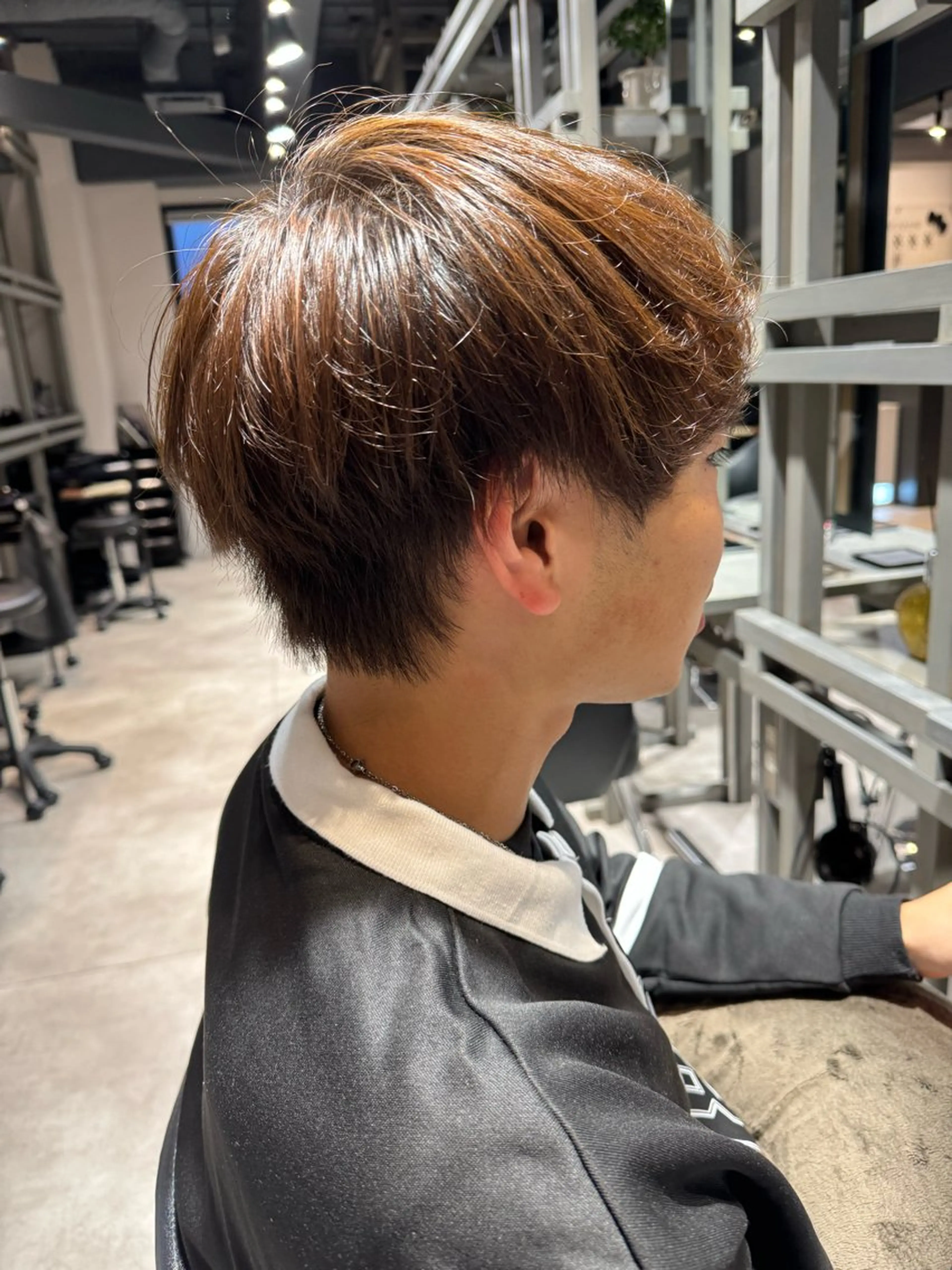 ミディアム メンズ カット 似合う髪型が 分からない方へのヘアスタイル