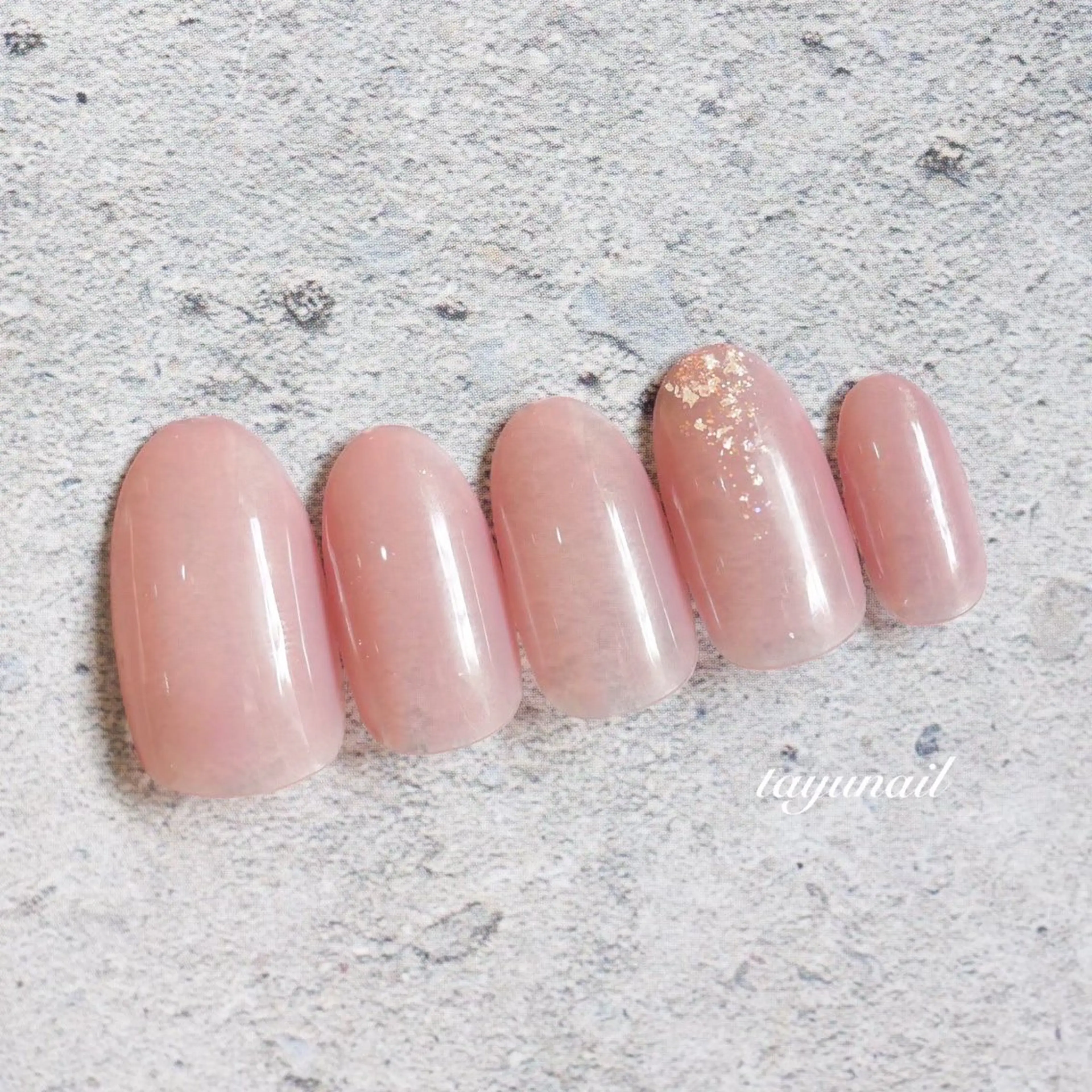 ネイル アートネイル ブラウン ジェルネイル ニュアンスネイル ワンカラーネイル ハンドネイル ネイルサロン 【たゆnail】のネイルデザイン