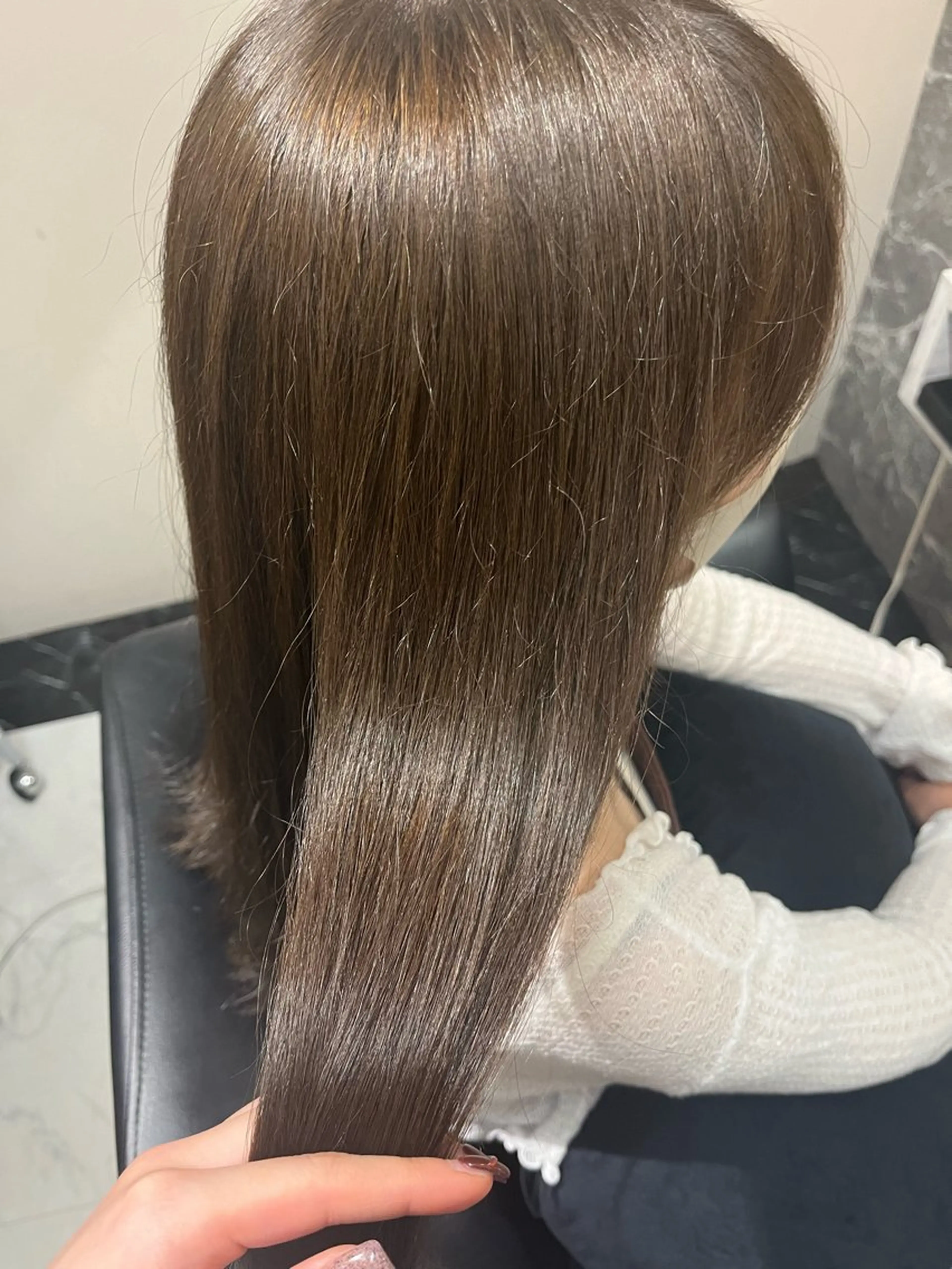 カラー ベージュカラー オリーブベージュ 骨格/顔型/パーソナ ルカラー診断/中野のヘアスタイル