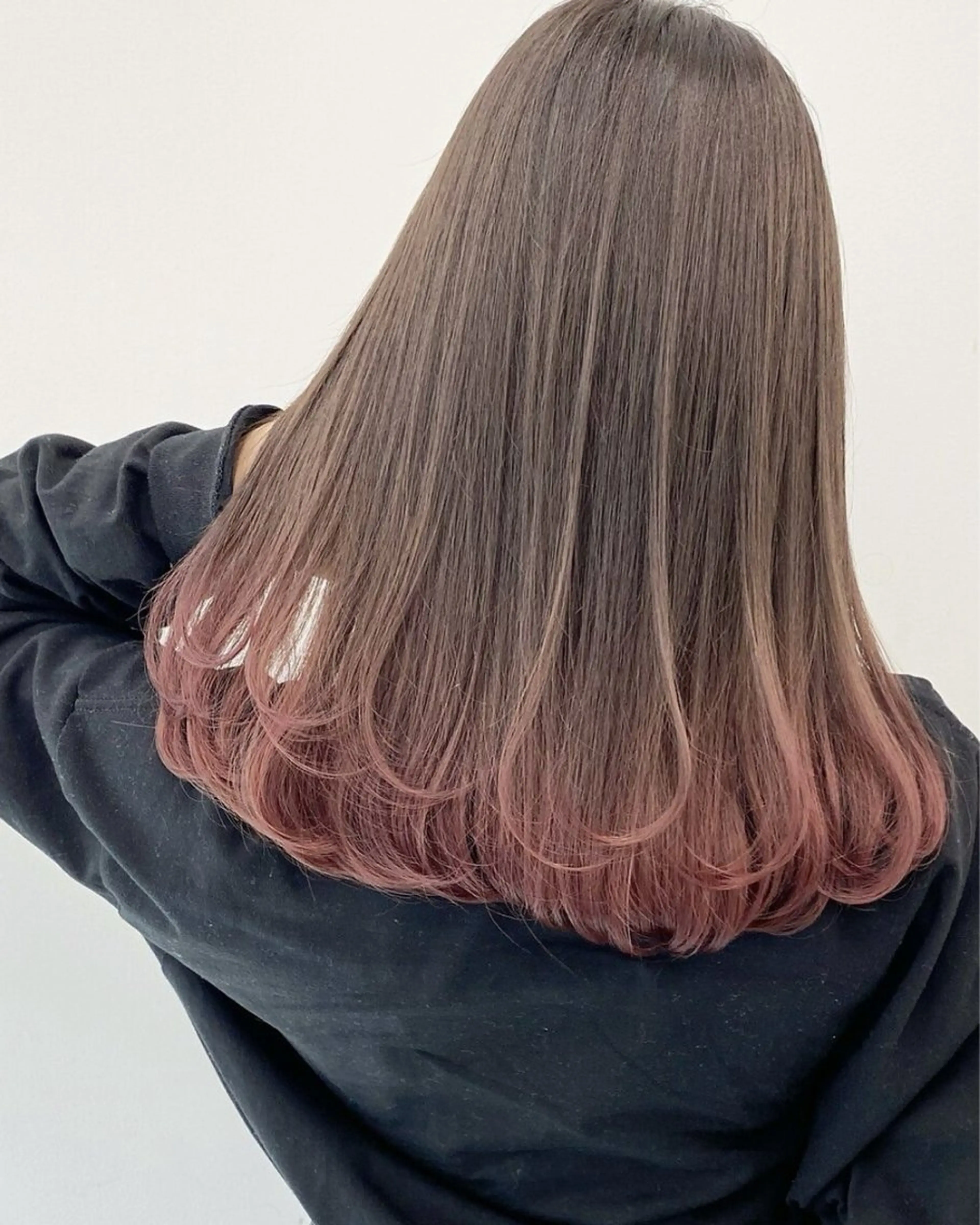 カラー 🎨たくや/レイヤー /艶ハイトーン🎨のヘアスタイル