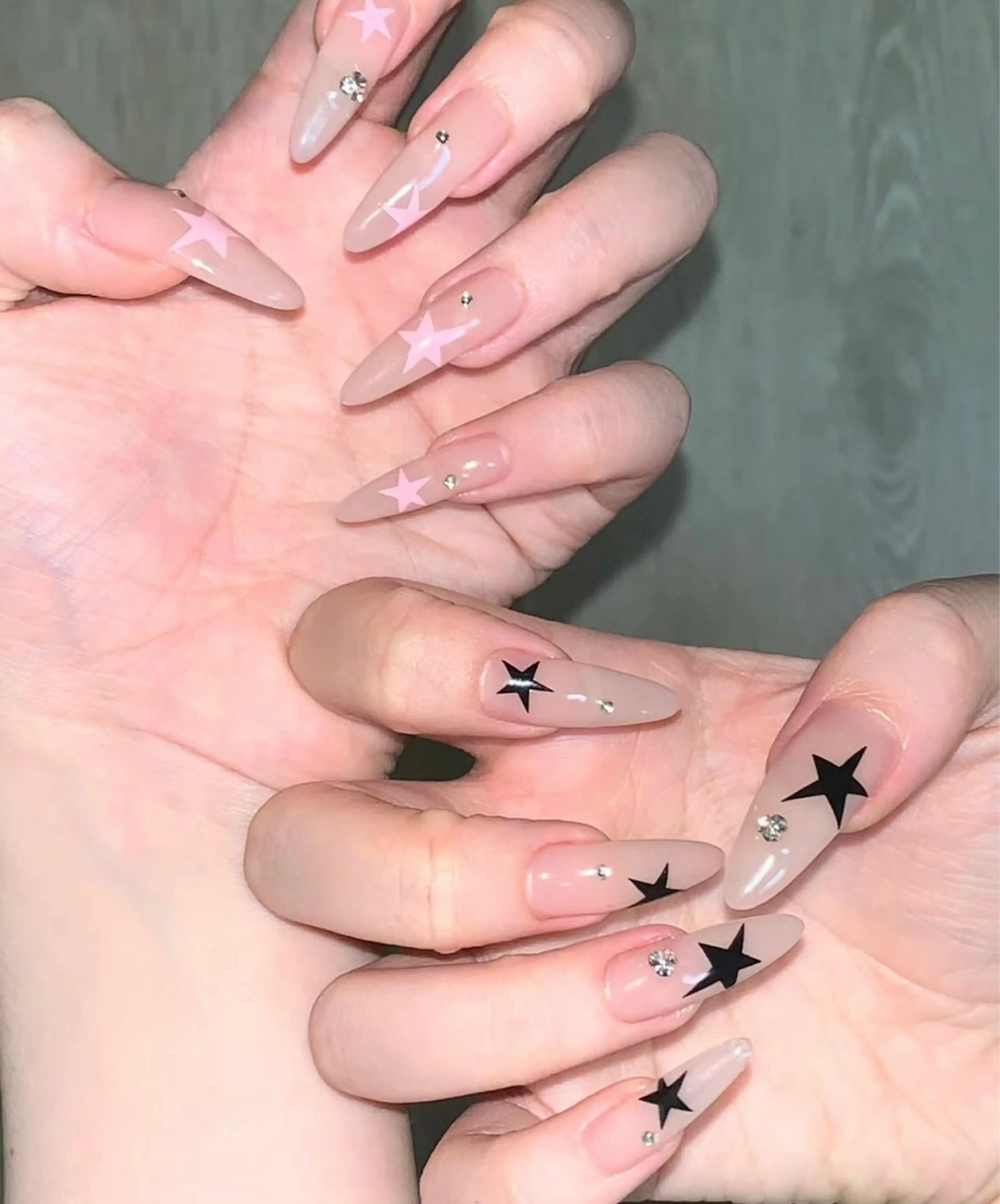 ネイル アートネイル ハンドネイル エリ🫧 nail池袋東口のネイルデザイン