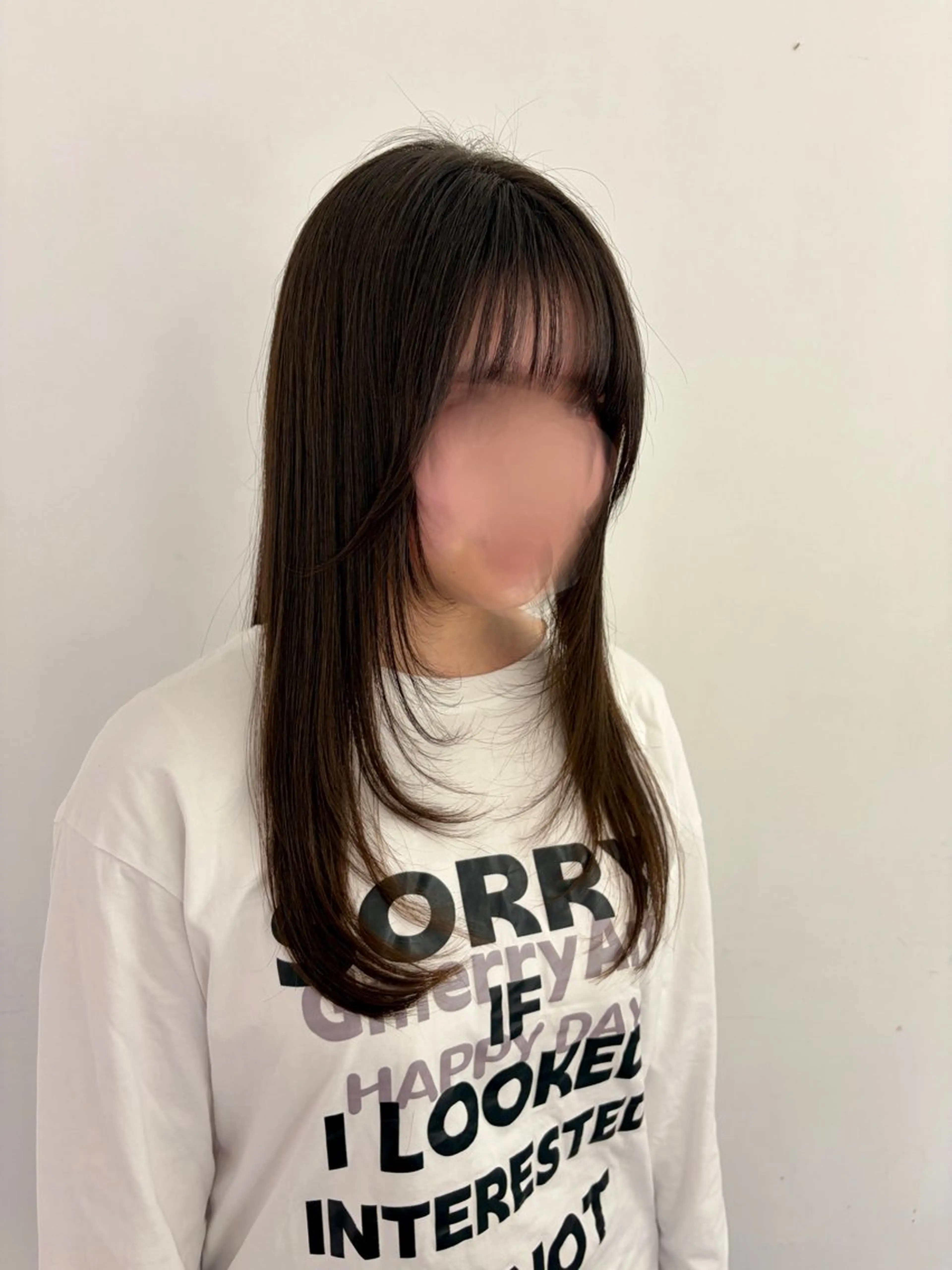 ロング レイヤーカット カット ヘッドスパ UNBIRTHDAY amiのヘアスタイル