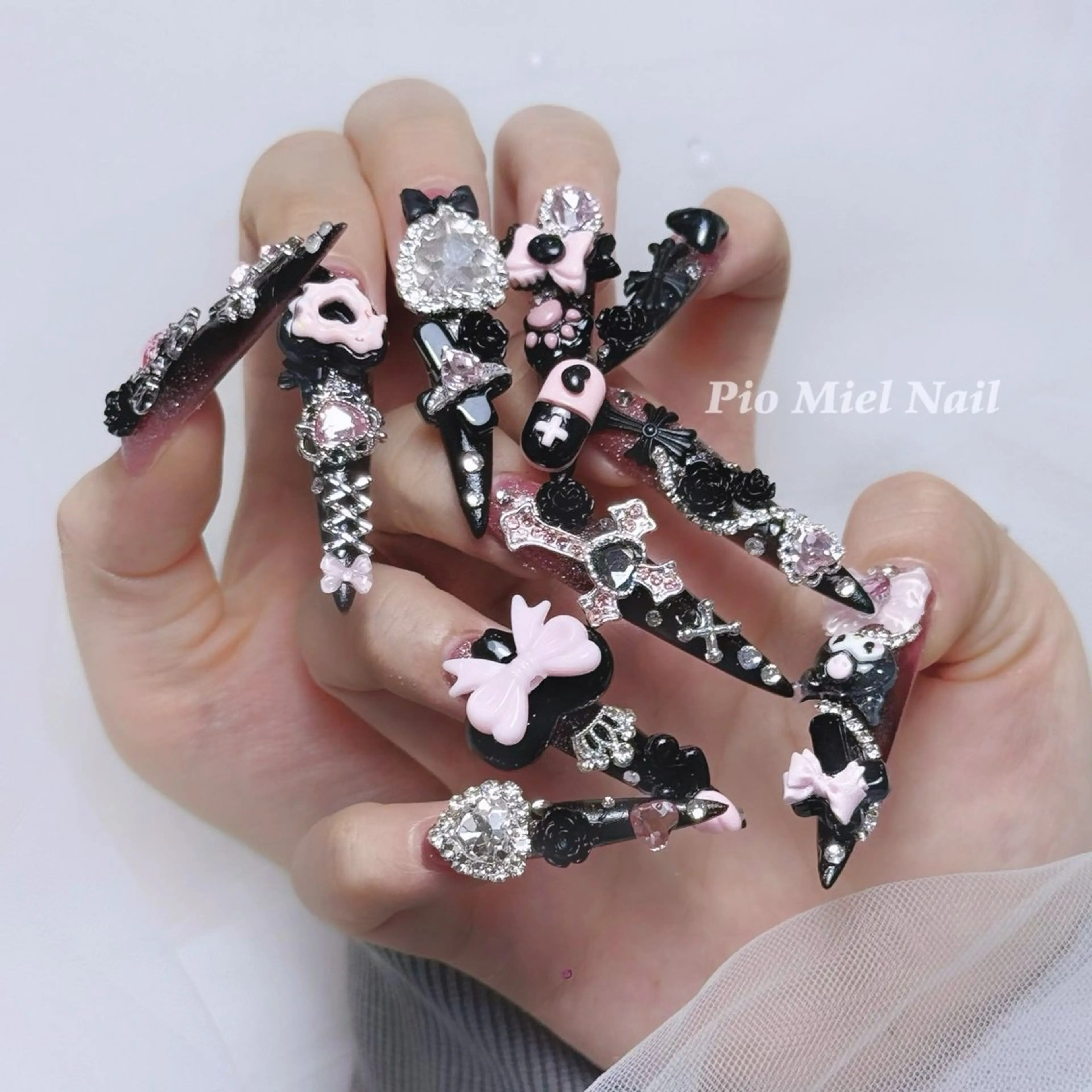 ネイル Pio Mielのネイルデザイン