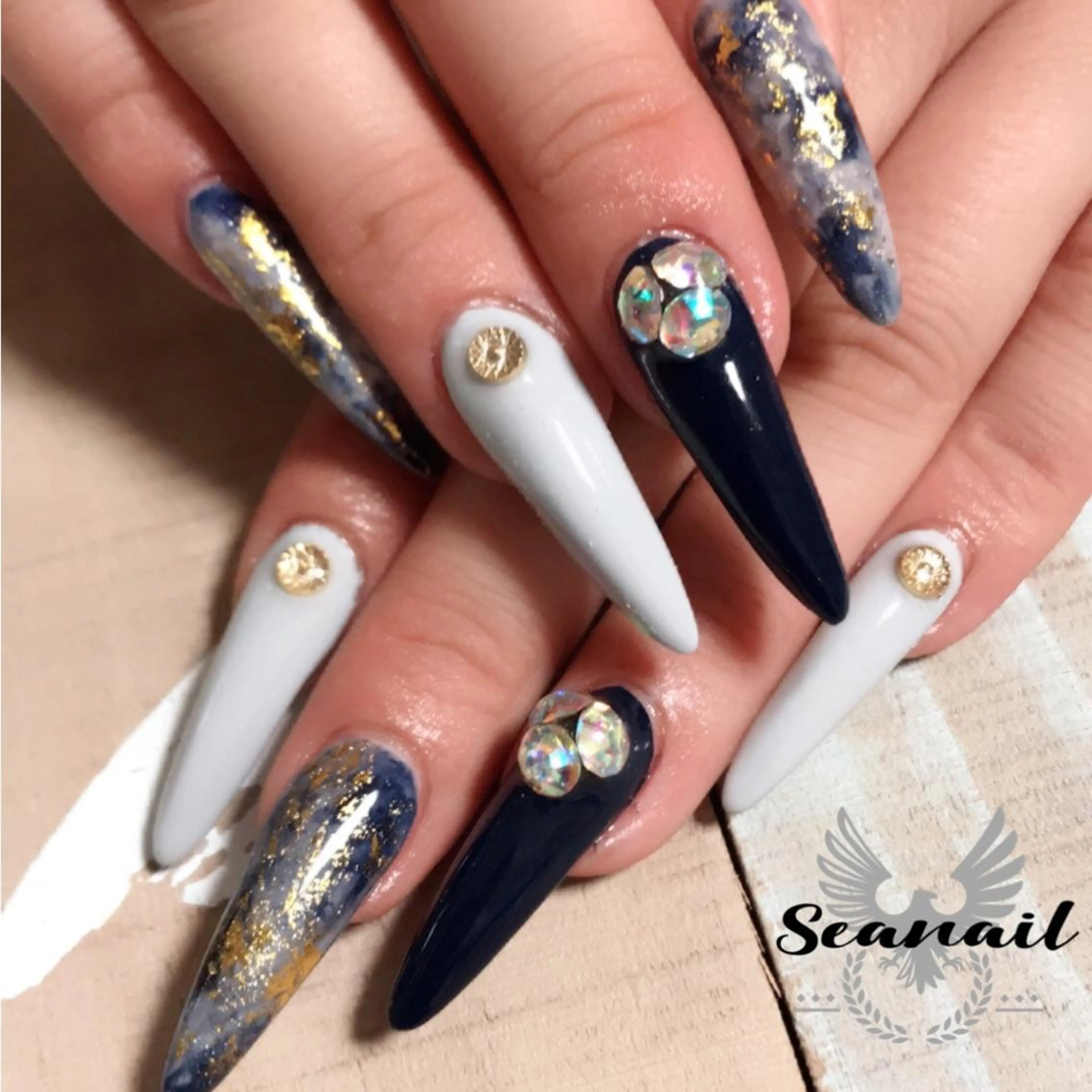 ネイル 小尾 栞のネイルデザイン