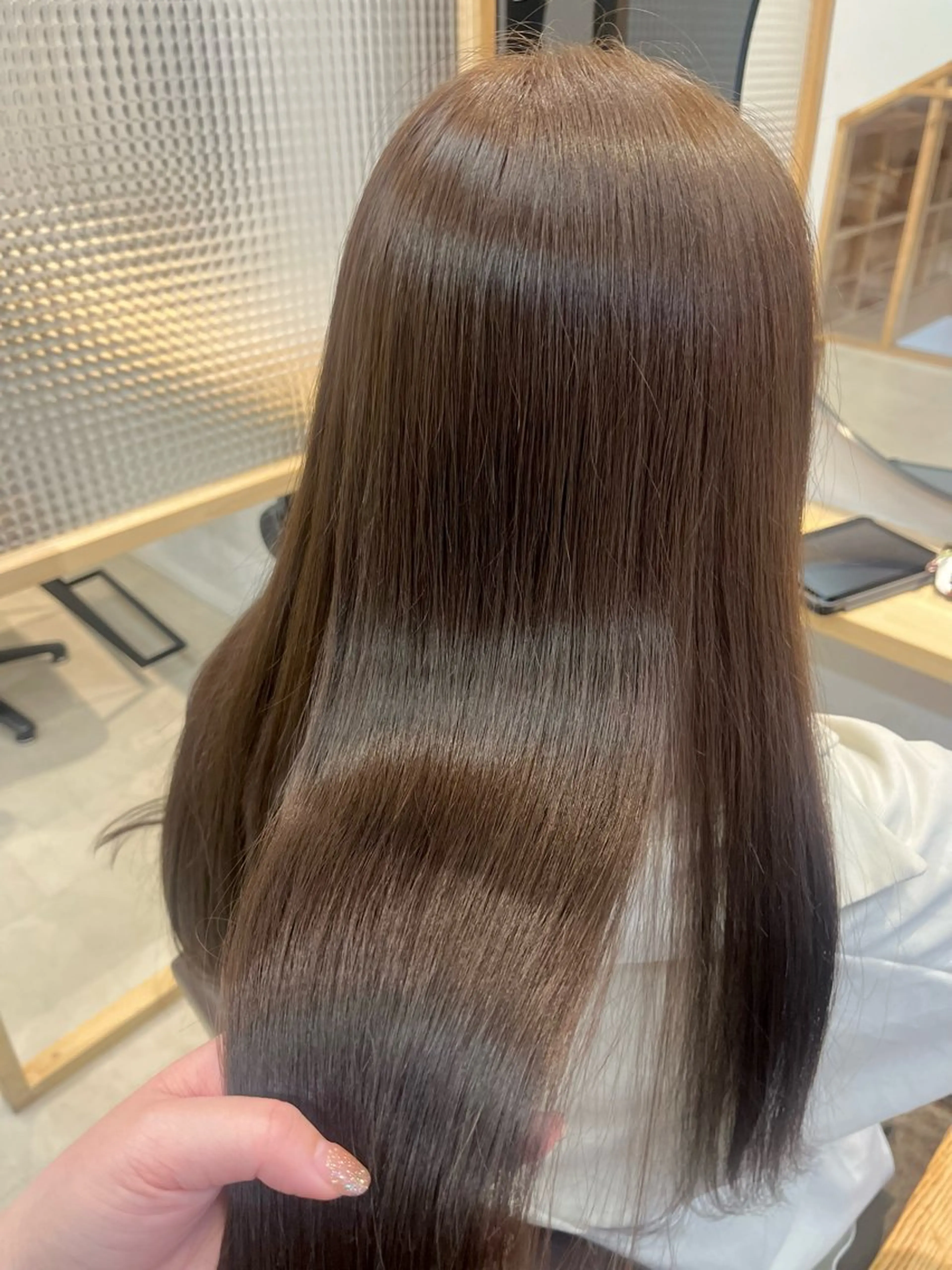 ロング カット ヘアカラー トリートメント ブリーチなしカラー ダブルカラーエクステのヘアスタイル