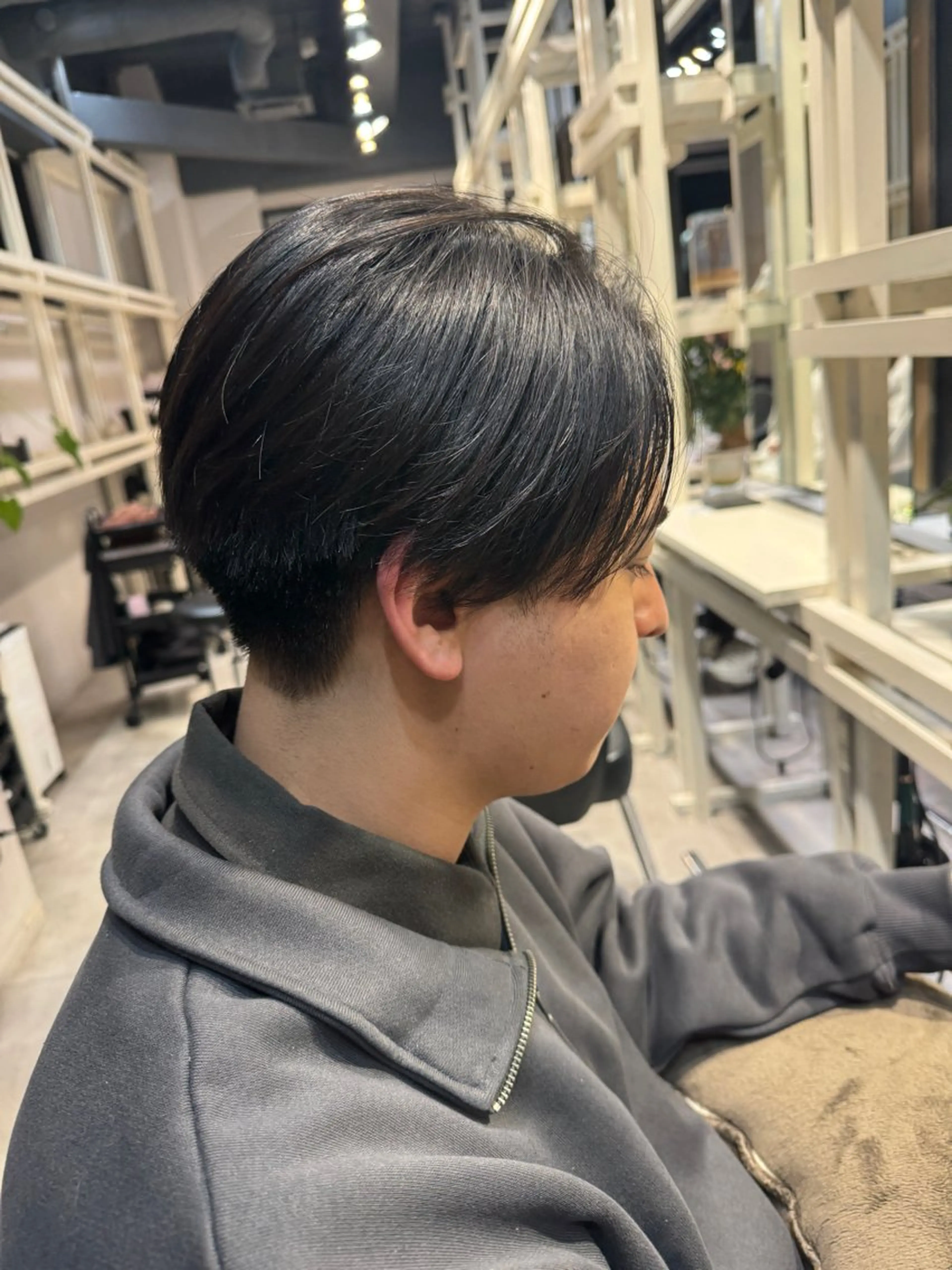 ミディアム メンズ センターパート カット ヘッドスパ 似合う髪型が 分からない方へのヘアスタイル