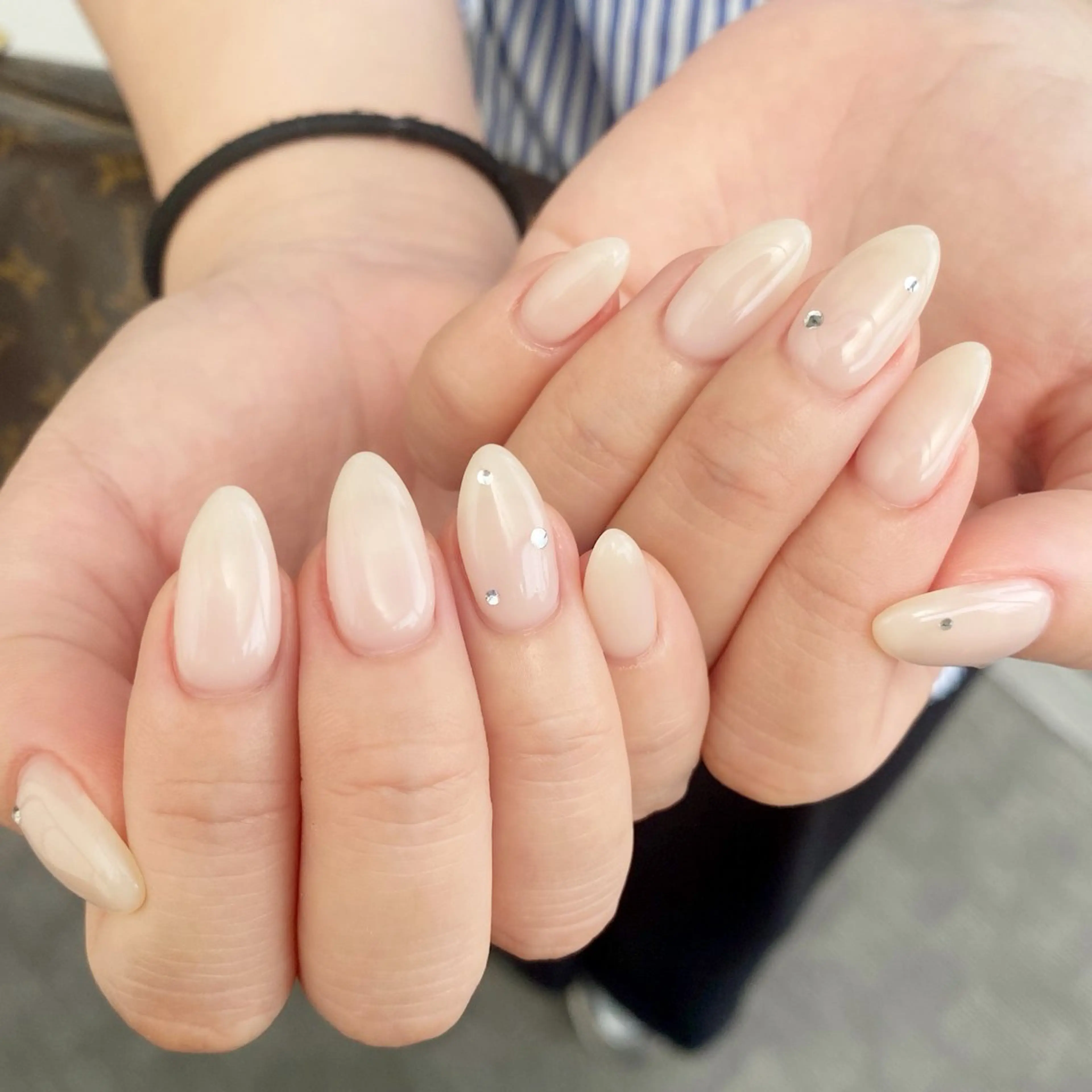 ネイル ストーンネイル ハンドネイル ハンドケア nail salon アトリエBONOのネイルデザイン