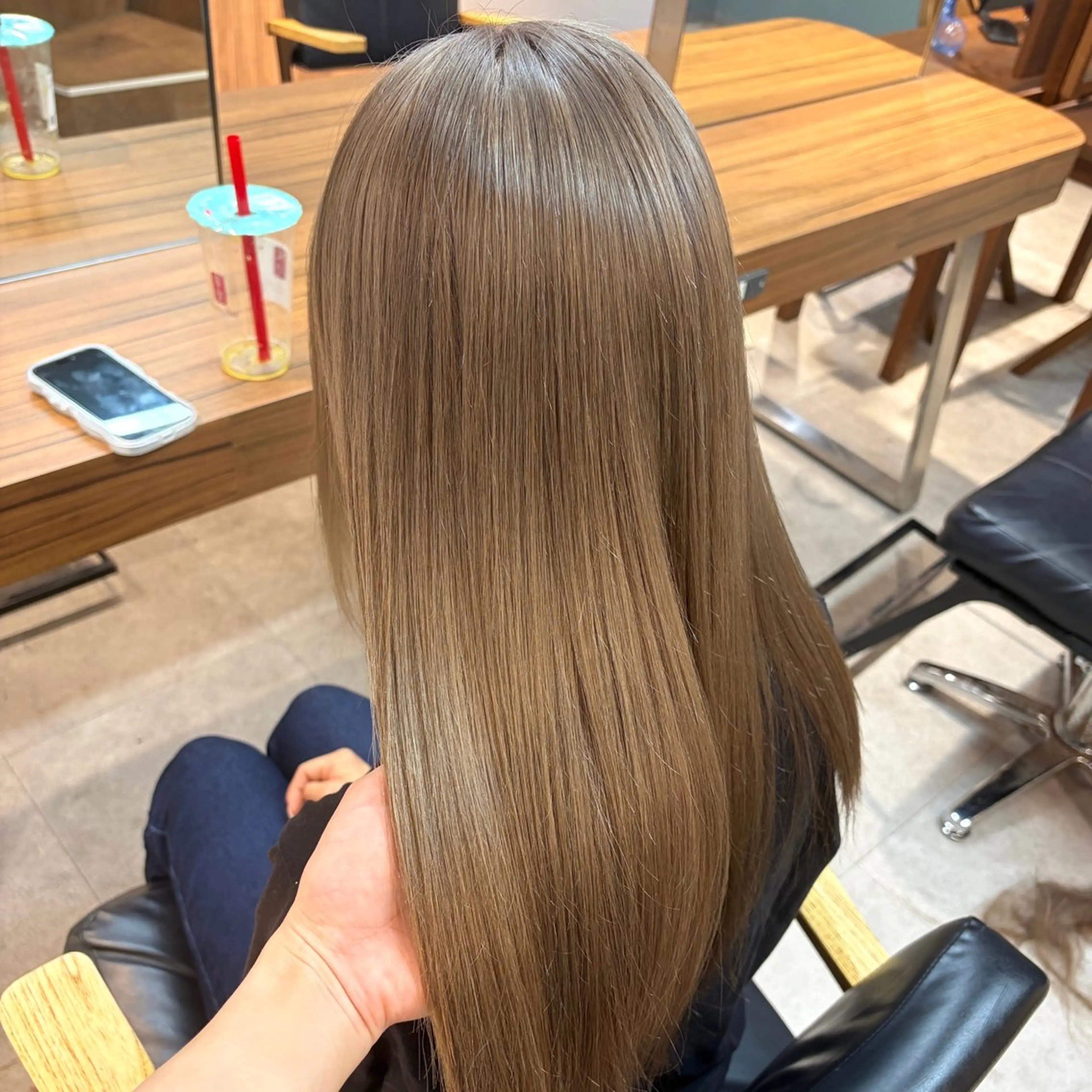 ミディアム カラー カット ヘアカラー EIGHT/ satone🩵のヘアスタイル