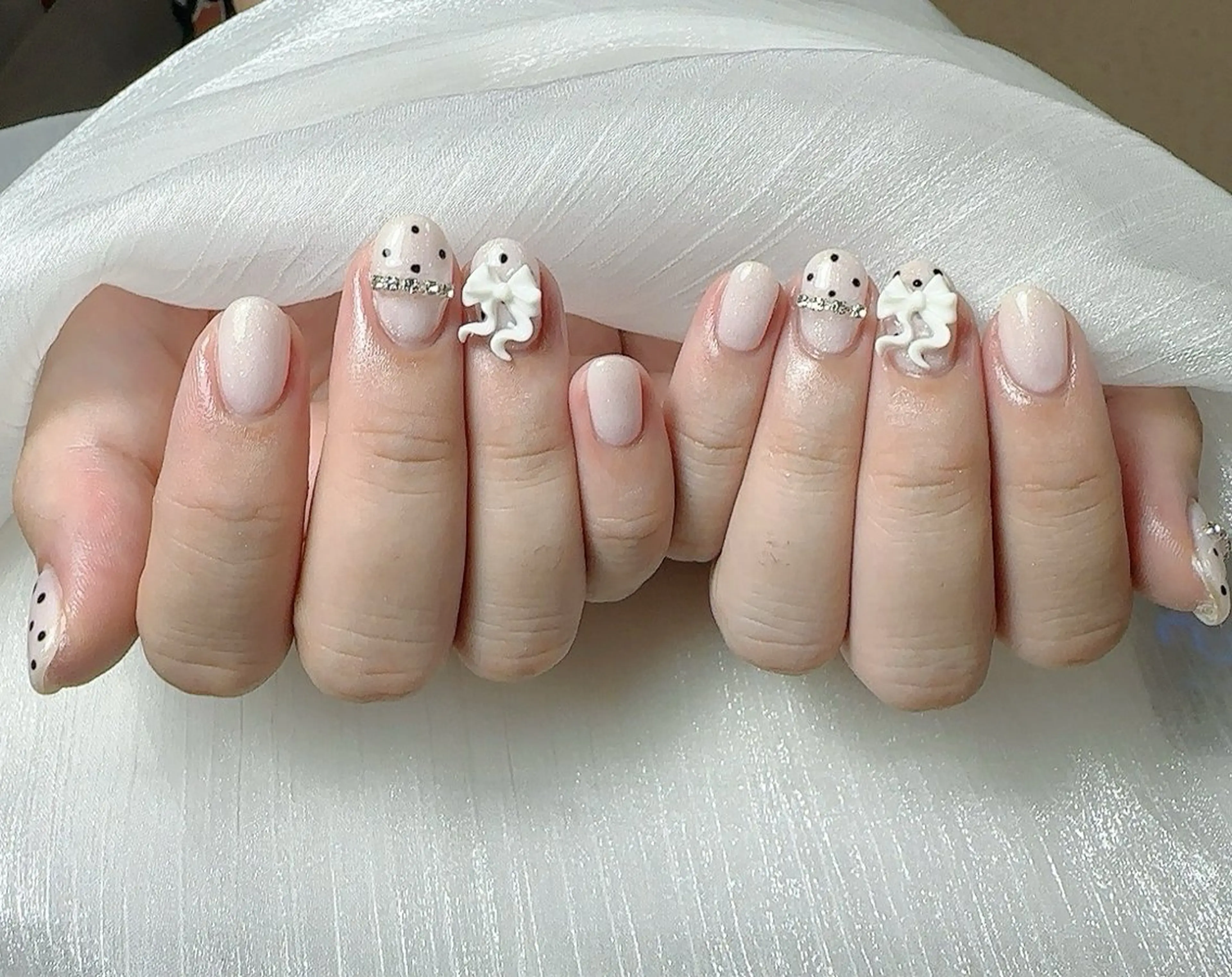 ネイル ハンドネイル ハンドケア UniqueNail さとみのネイルデザイン