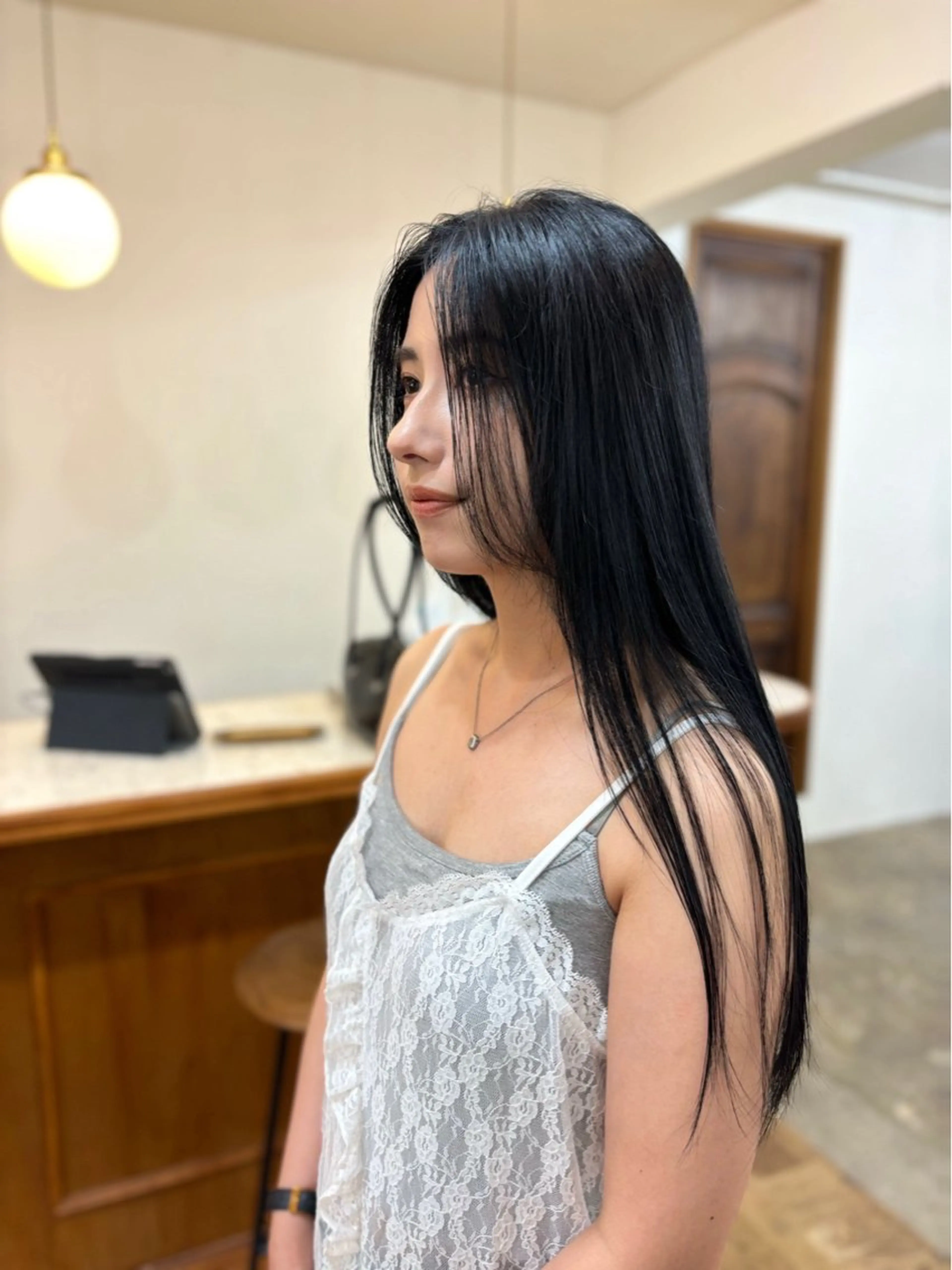 ロング カラー 黒髪 ブリーチ ブルーカラー ブルーブラック ケアカラー トリートメント CIEN所属・ayano🫧 《CIEN》のヘアスタイル