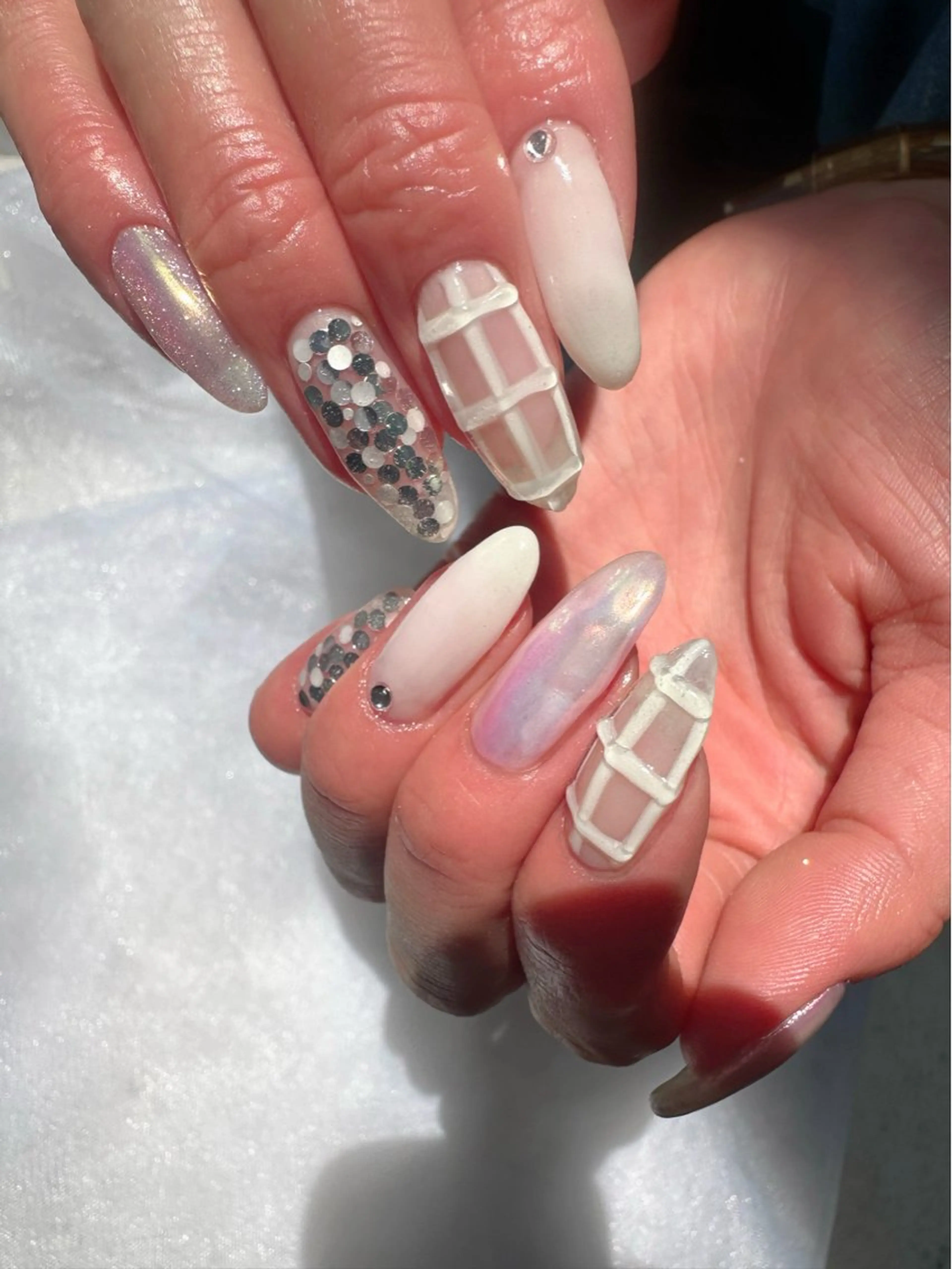 ネイル オーロラネイル クリアネイル ホログラムネイル 氷ネイル・うるうるネイル 韓国ネイル 🪞KAPE NAIL 🪞のネイルデザイン