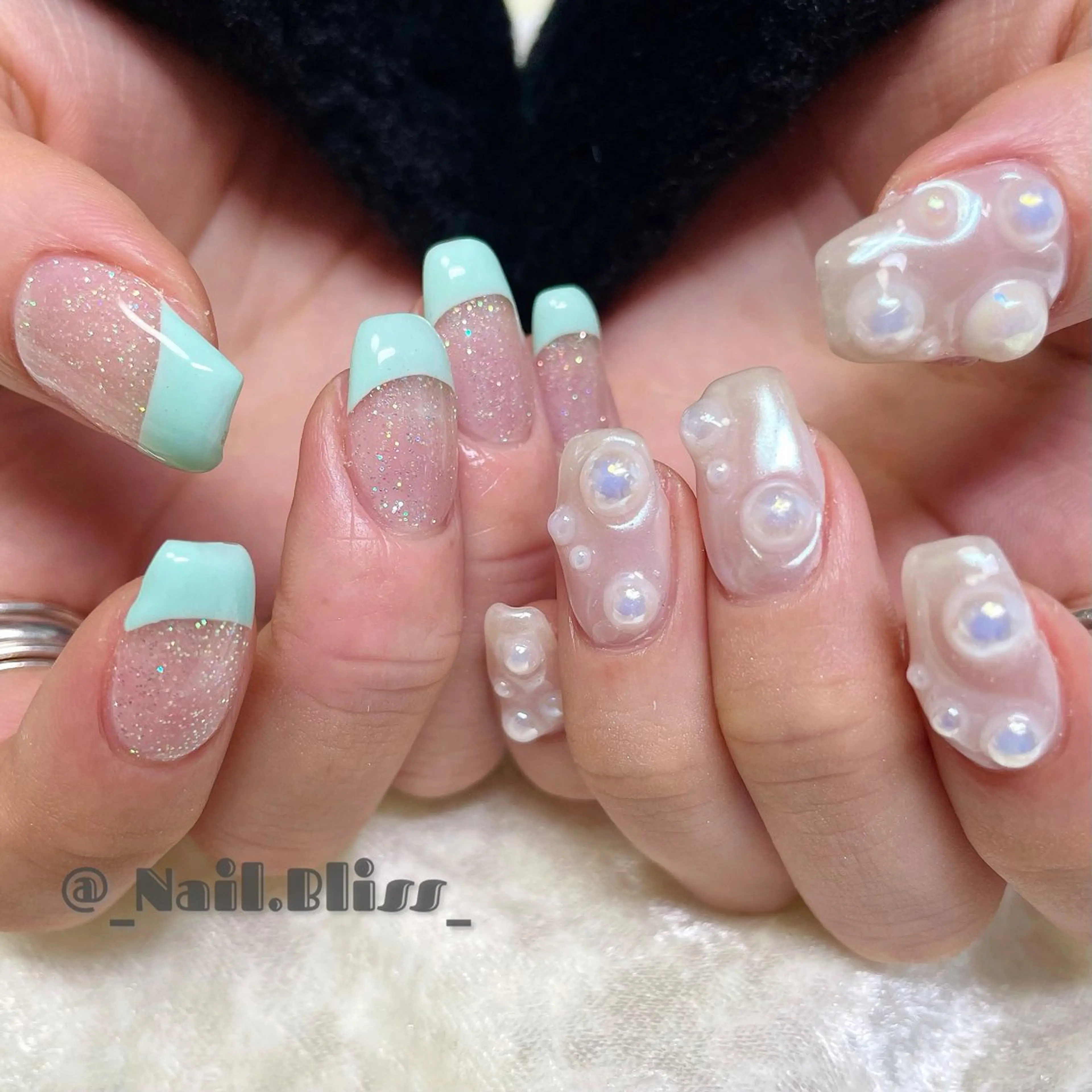 ネイル フレンチネイル 氷ネイル・うるうるネイル ハンドネイル NAIL BLISSのネイルデザイン