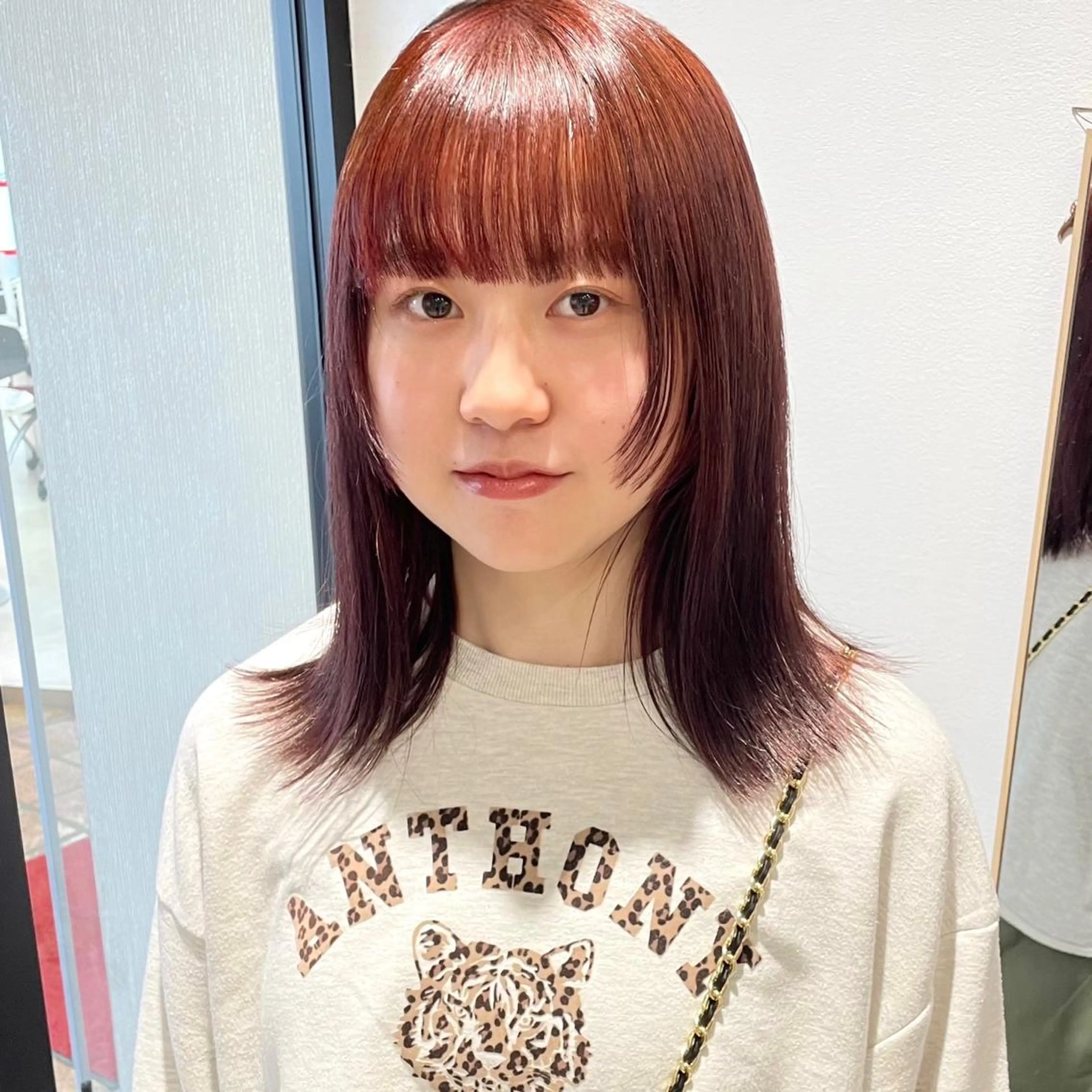 ミディアム カラー レッドカラー カット ヘアカラー トリートメント 🍊暖色×顔周り 🍊cocoroのヘアスタイル