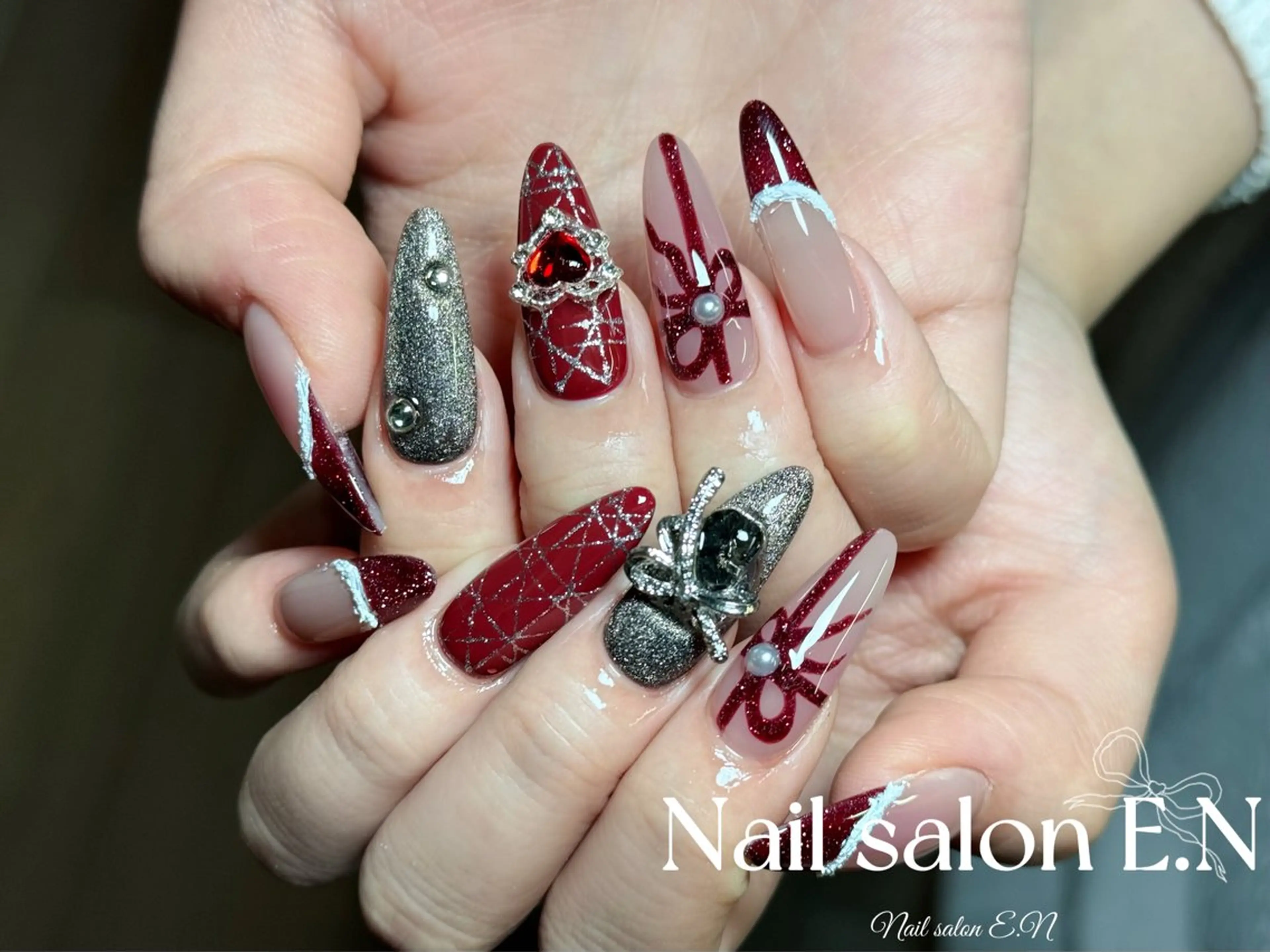 ネイル アートネイル オーロラネイル ブラウン クリアネイル フレンチネイル E.N🦋 長さ出し/持ち込みのネイルデザイン