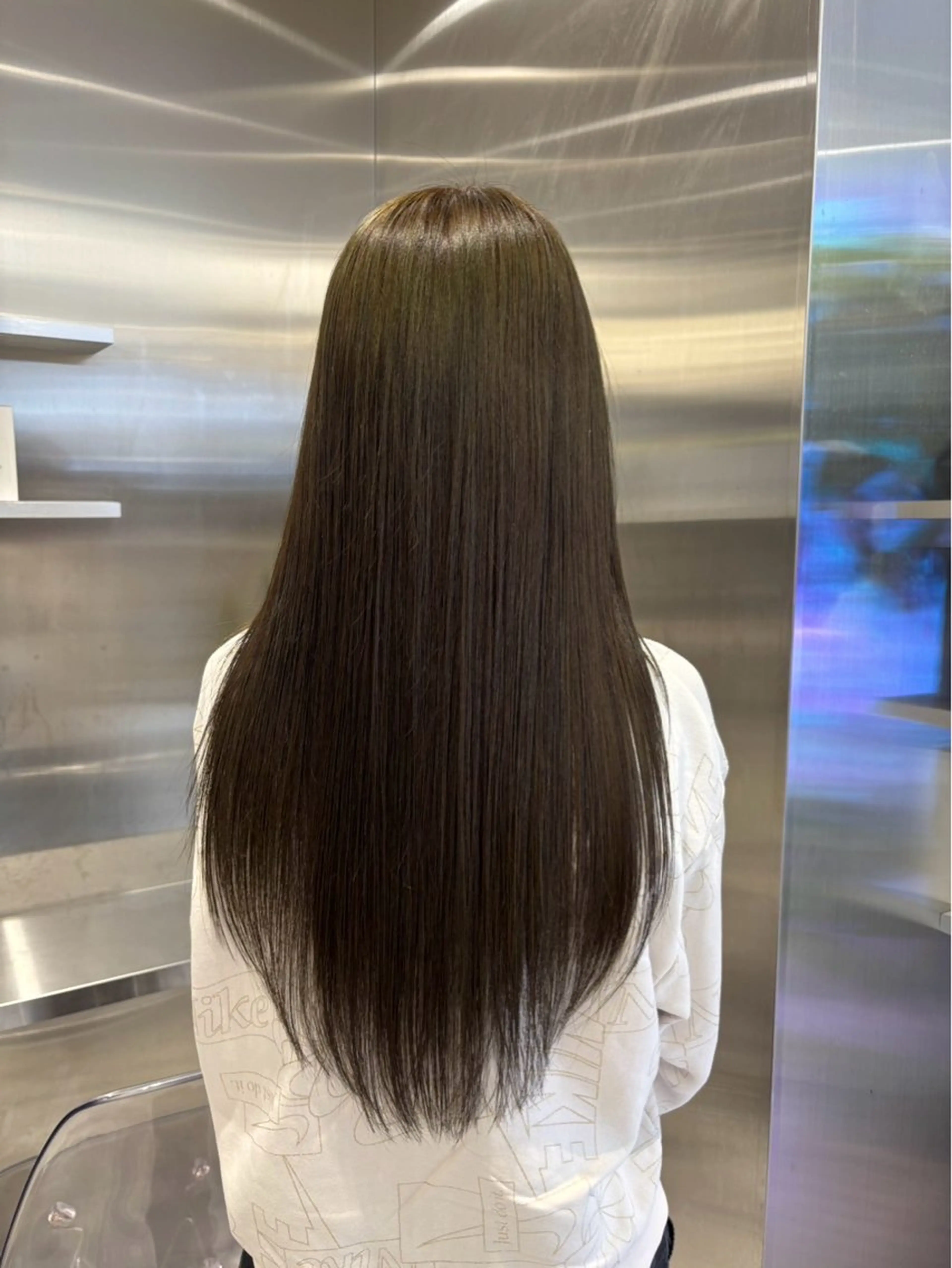 カラー ブリーチ ケアブリーチ デザインカラー ダブルカラー イヤリングカラー 酸性ストレート /ハイトーン/つばさのヘアスタイル