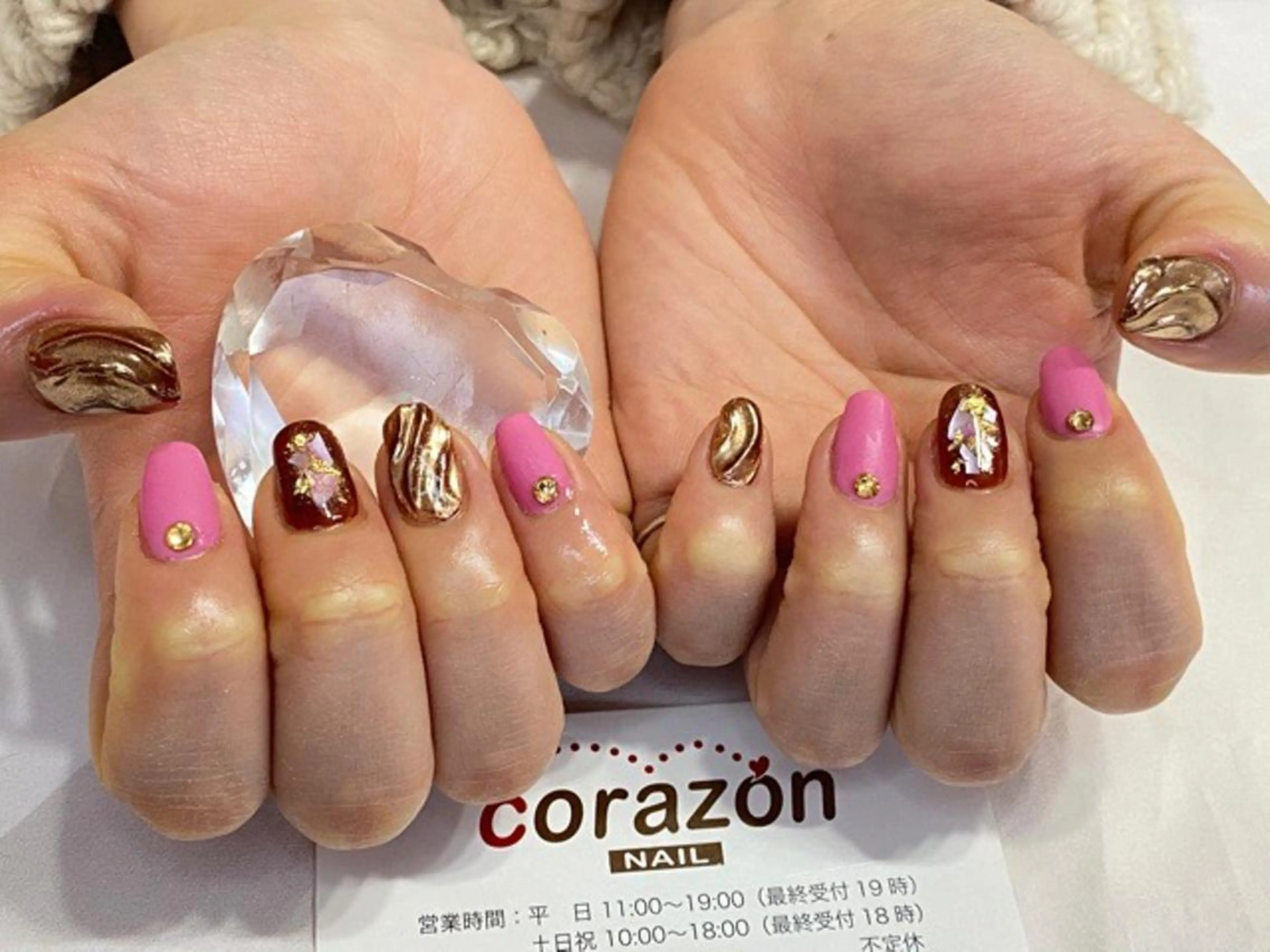 ネイル ブラウン ジェルネイル マットネイル ミラーネイル ピンク corazon所属・ネイリスト aicoのネイルデザイン